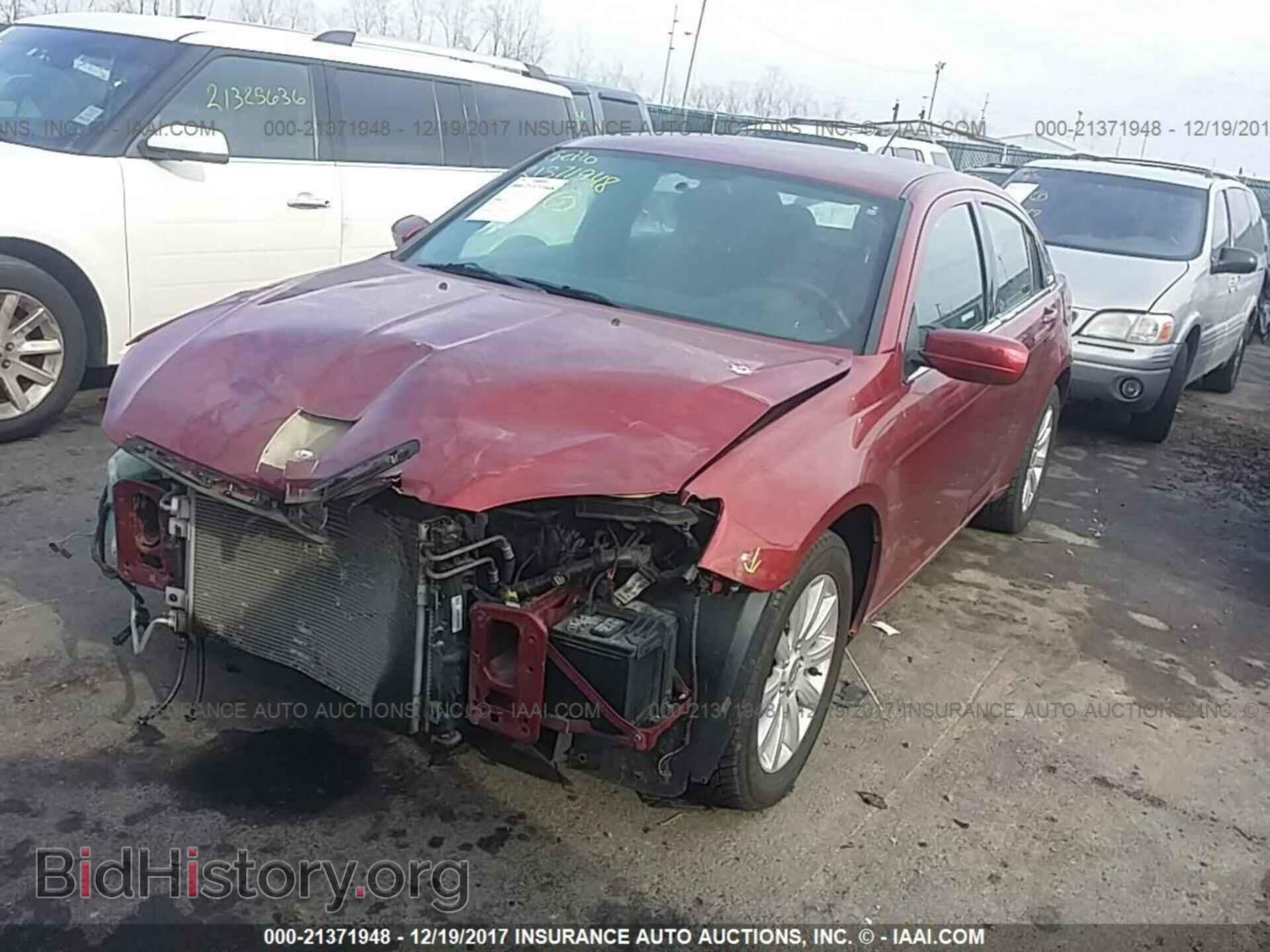 2012 Chrysler 200 - VIN: 1C3CCBBB4CN176785 - Photo 2