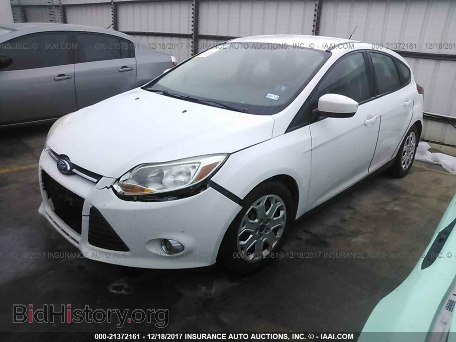 2012 Ford Focus - VIN: 1FAHP3K27CL123592 - Photo 2