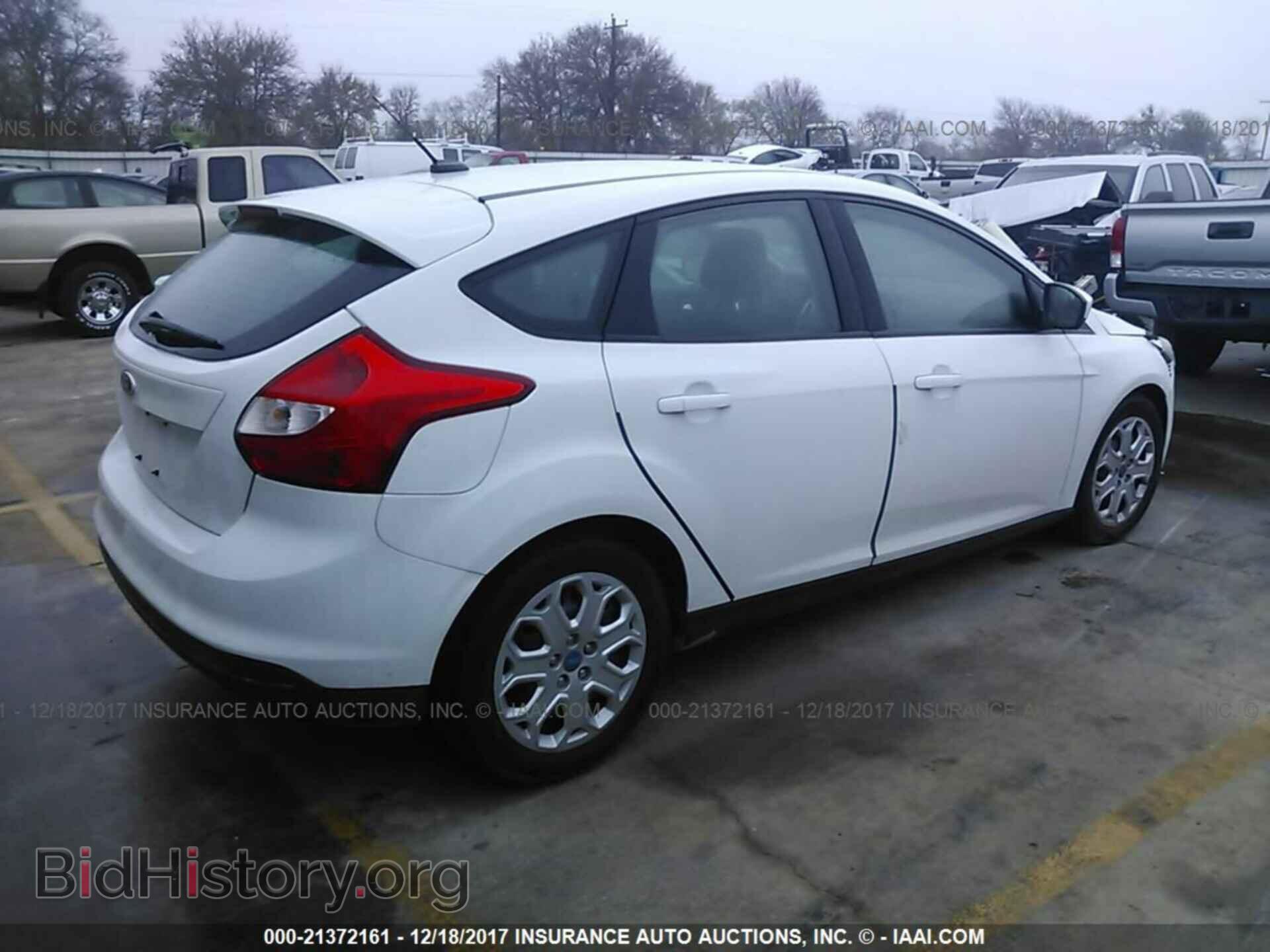 2012 Ford Focus - VIN: 1FAHP3K27CL123592 - Photo 4