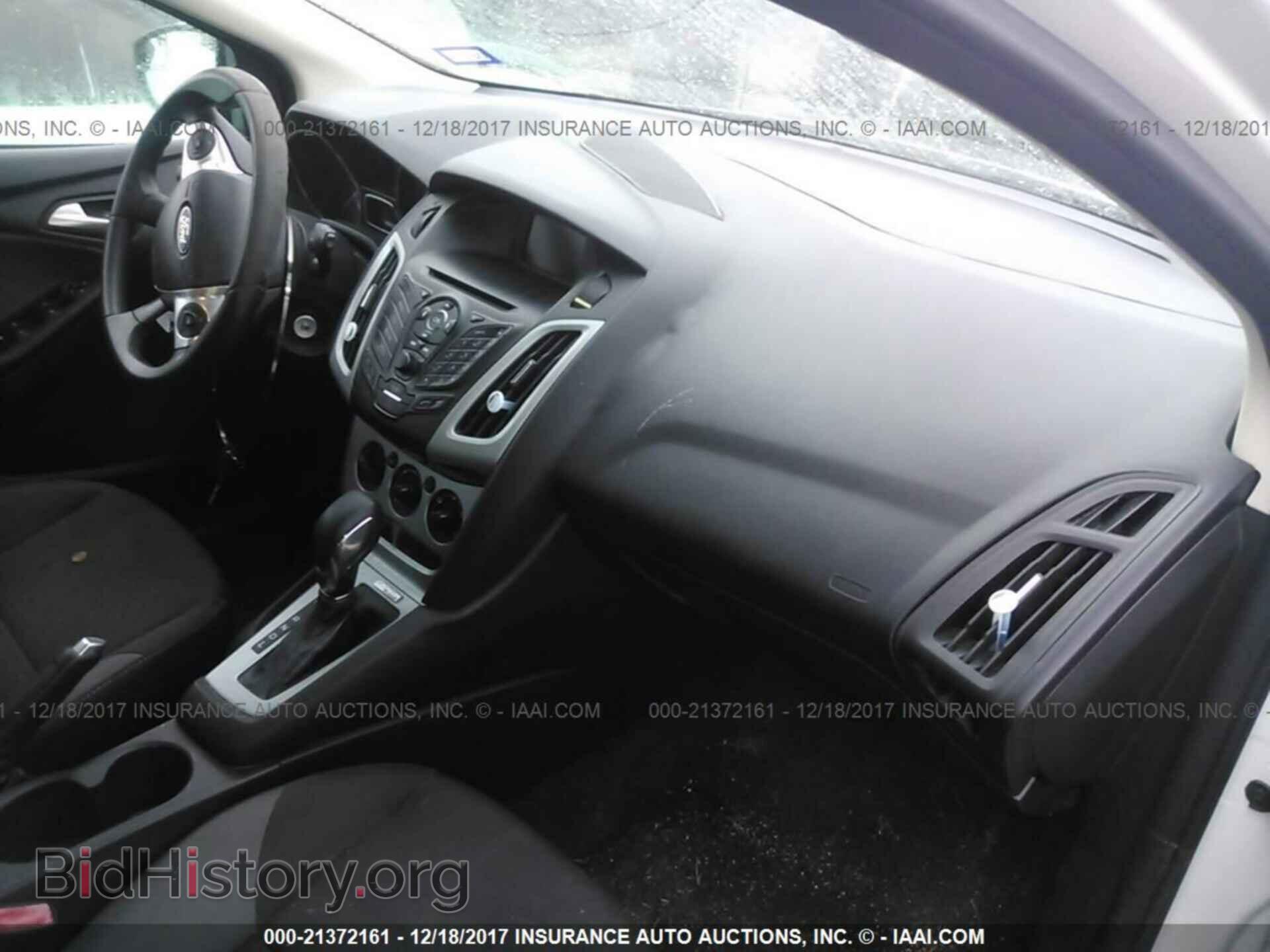 2012 Ford Focus - VIN: 1FAHP3K27CL123592 - Photo 5