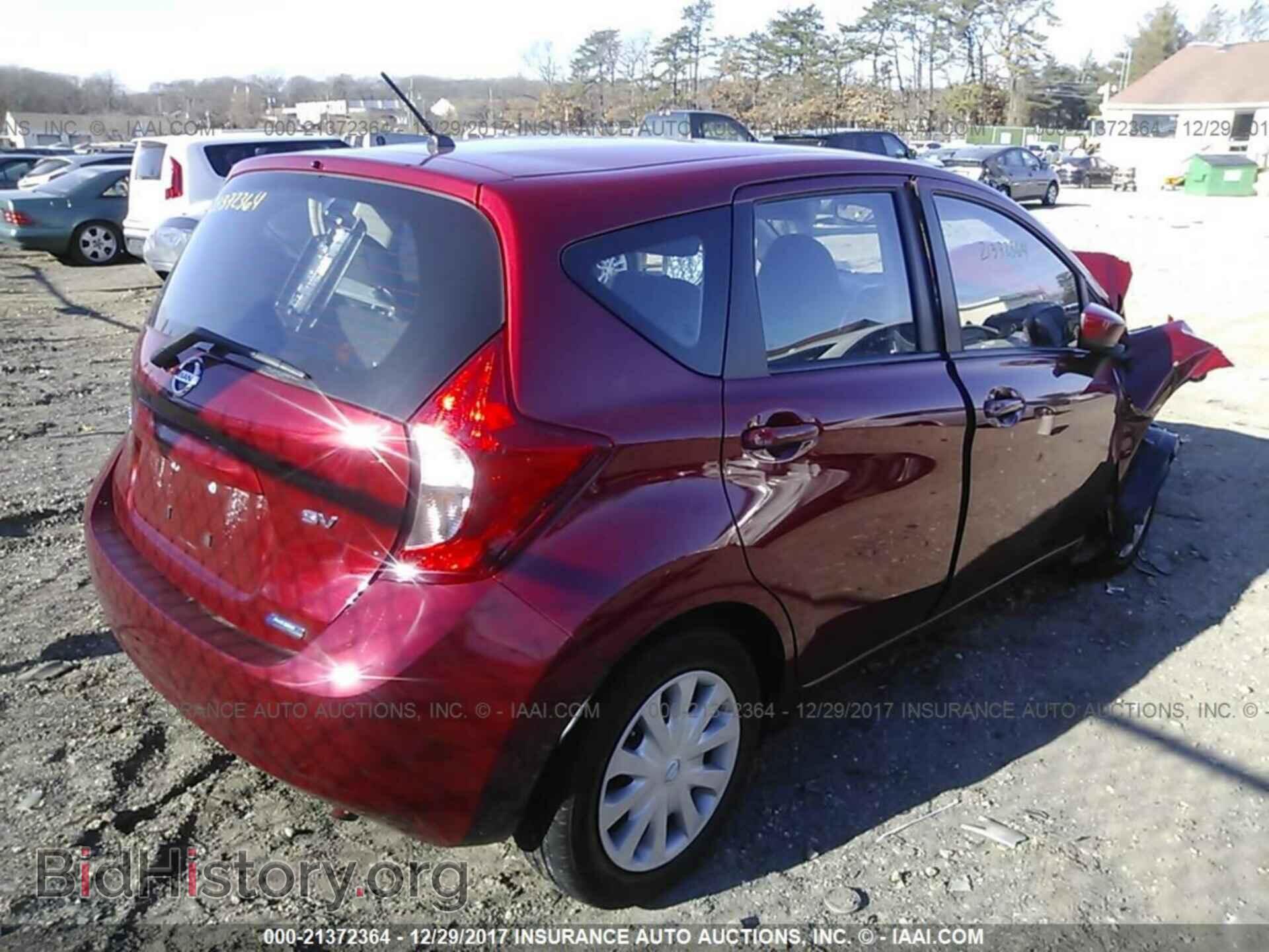 2015 Nissan Versa note - VIN: 3N1CE2CP8FL380979 - Photo 4