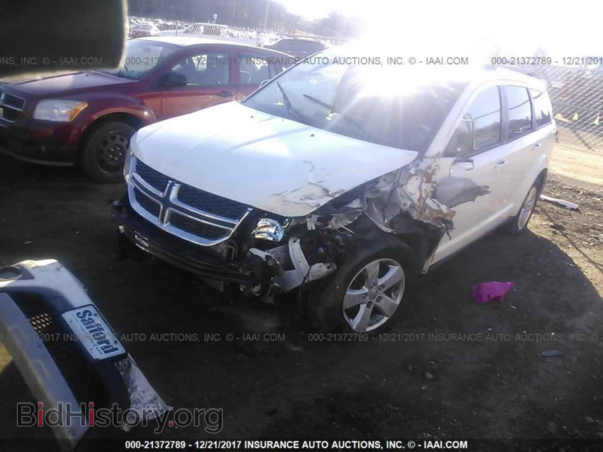 2012 Dodge Journey - VIN: 3C4PDCBG9CT202339 - Фото 2