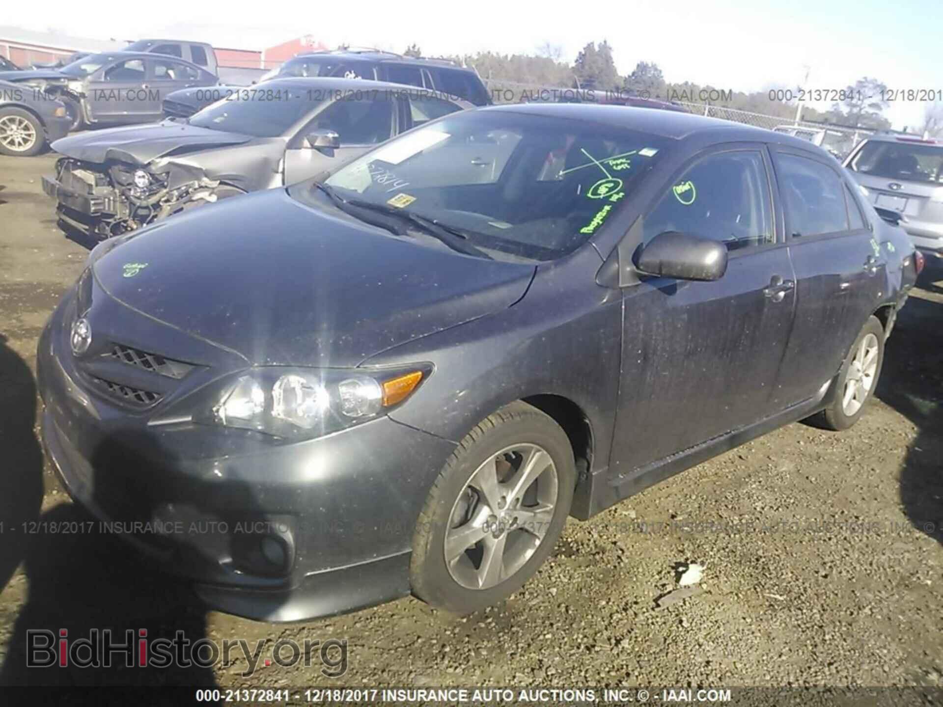 2011 Toyota Corolla - VIN: 2T1BU4EE2BC698564 - Фото 2