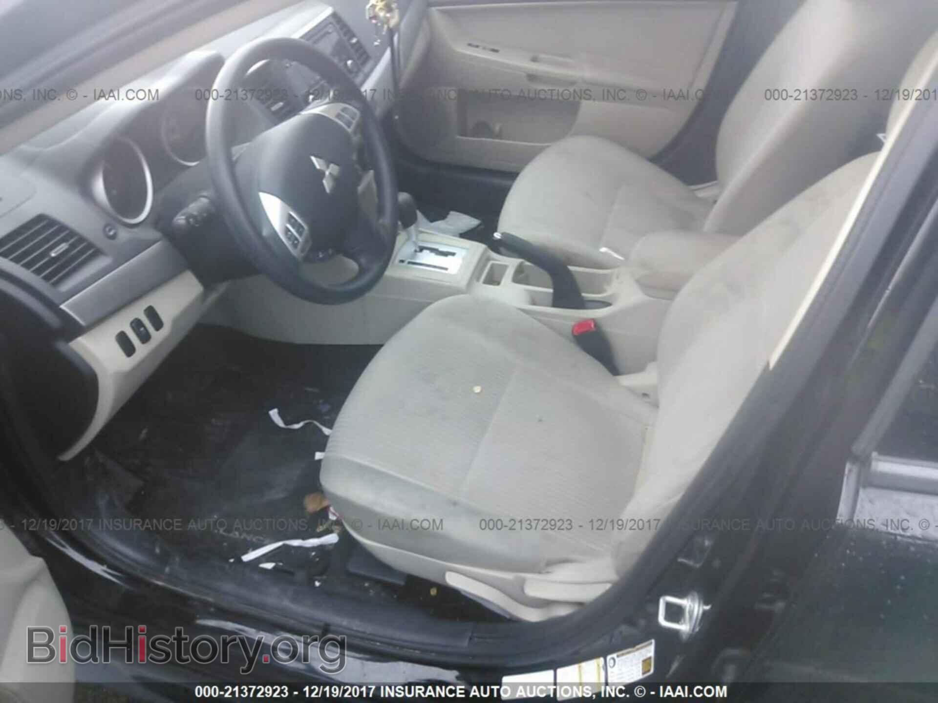 2014 Mitsubishi Lancer - VIN: JA32U2FU4EU014498 - Фото 5