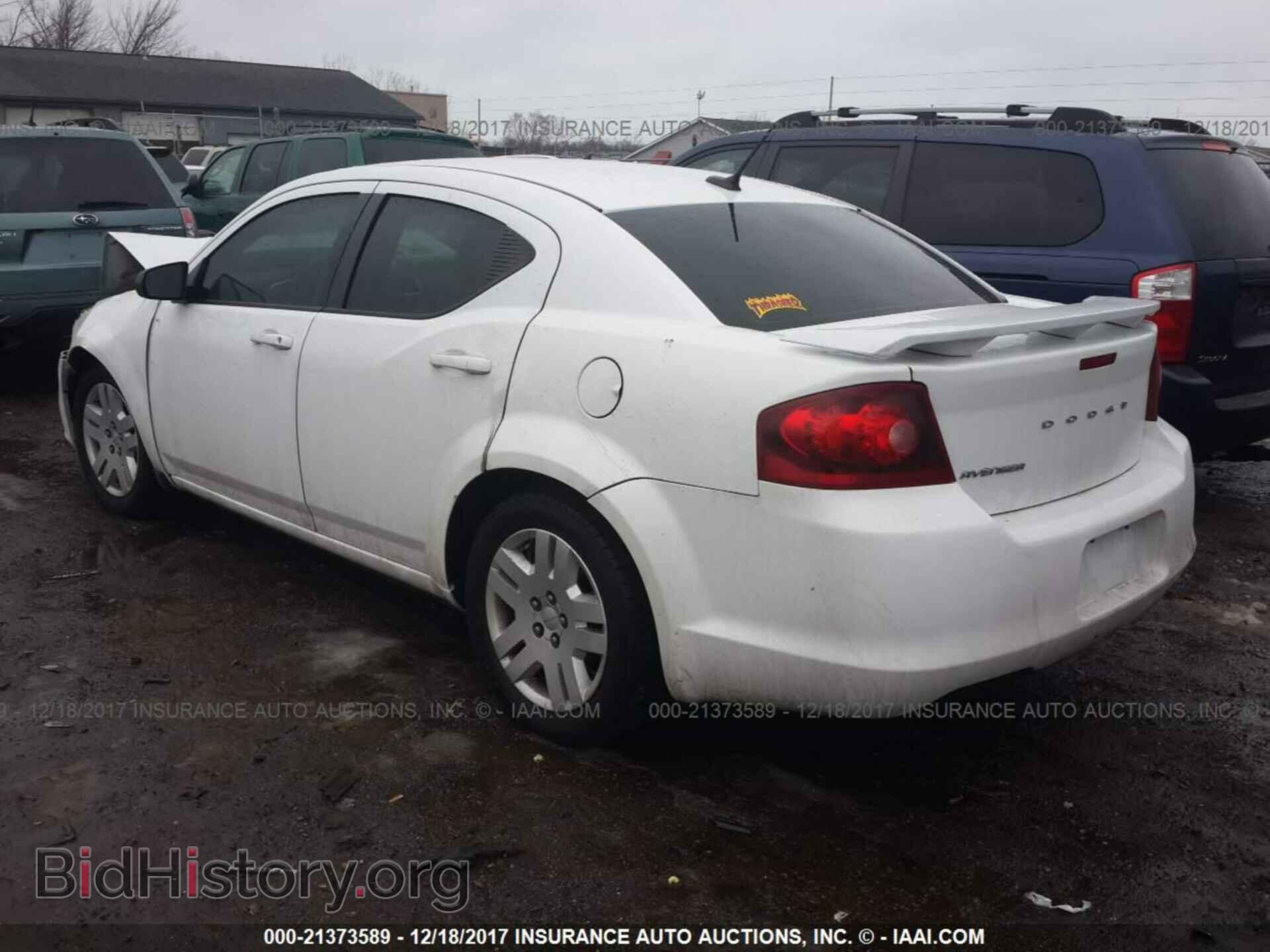 2011 Dodge Avenger - VIN: 1B3BD4FB8BN609146 - Фото 3
