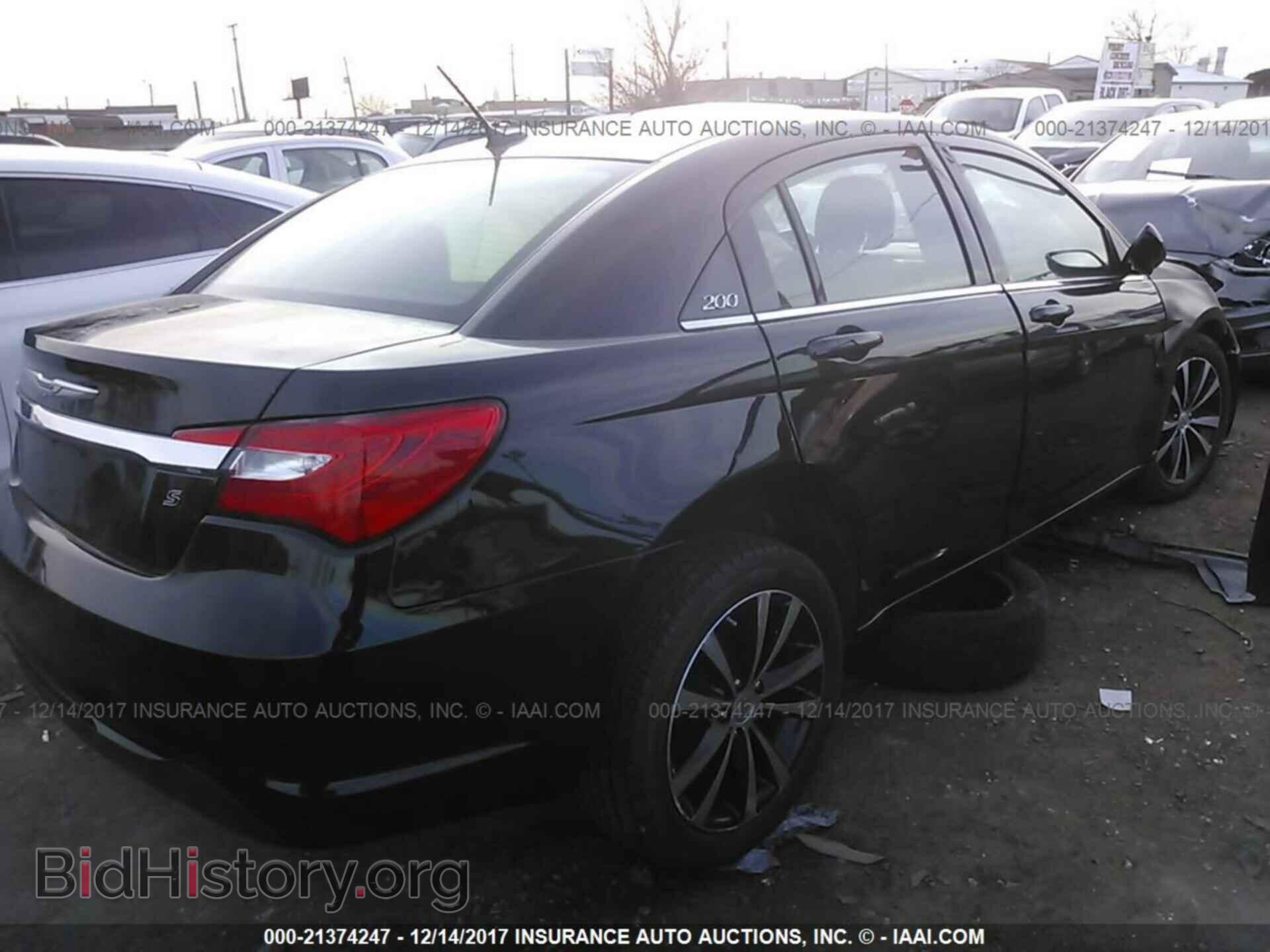 2012 Chrysler 200 - VIN: 1C3CCBBG3CN249673 - Photo 4