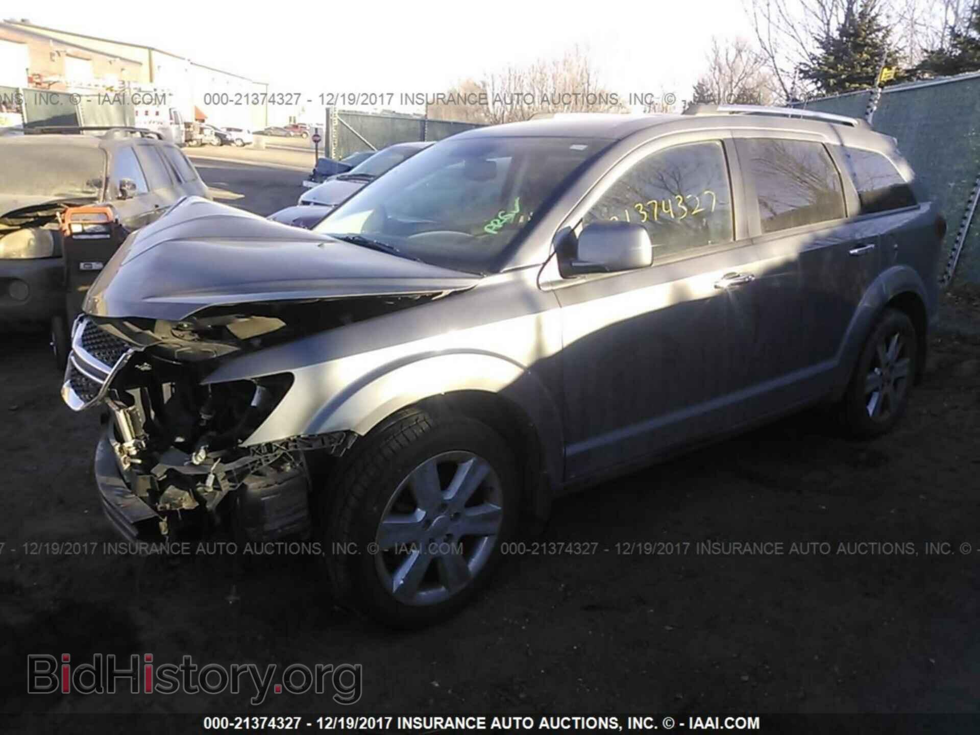 2012 Dodge Journey - VIN: 3C4PDDDG8CT224657 - Фото 2