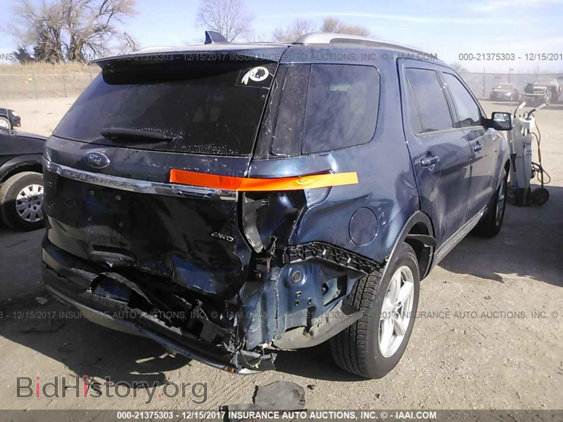 2017 Ford Explorer - VIN: 1FM5K8D85HGA46792 - Photo 4