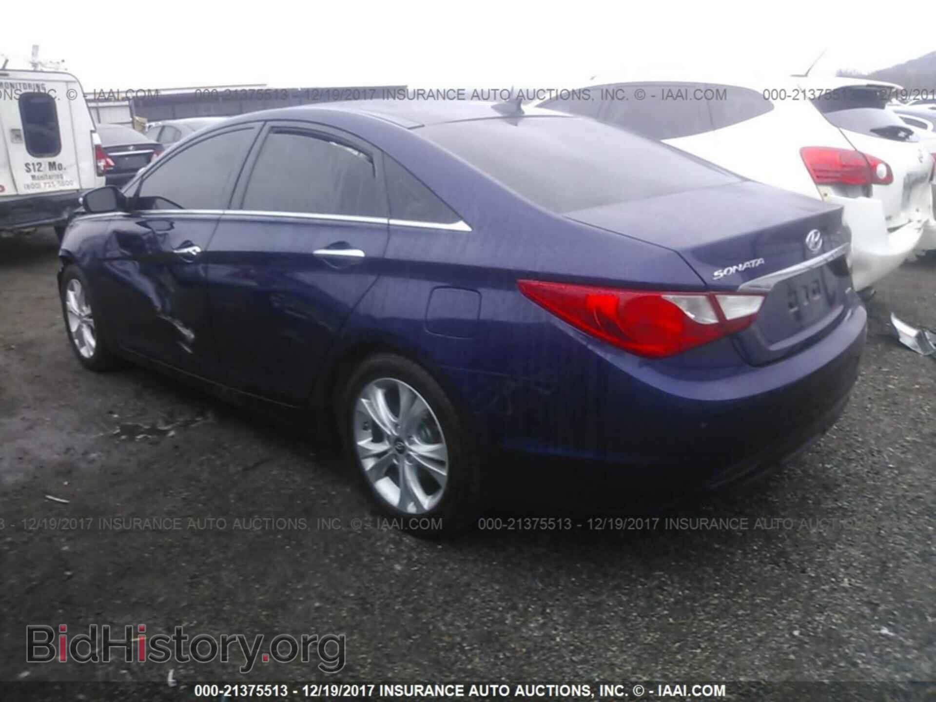 2012 Hyundai Sonata - VIN: 5NPEC4AC3CH341509 - Photo 3