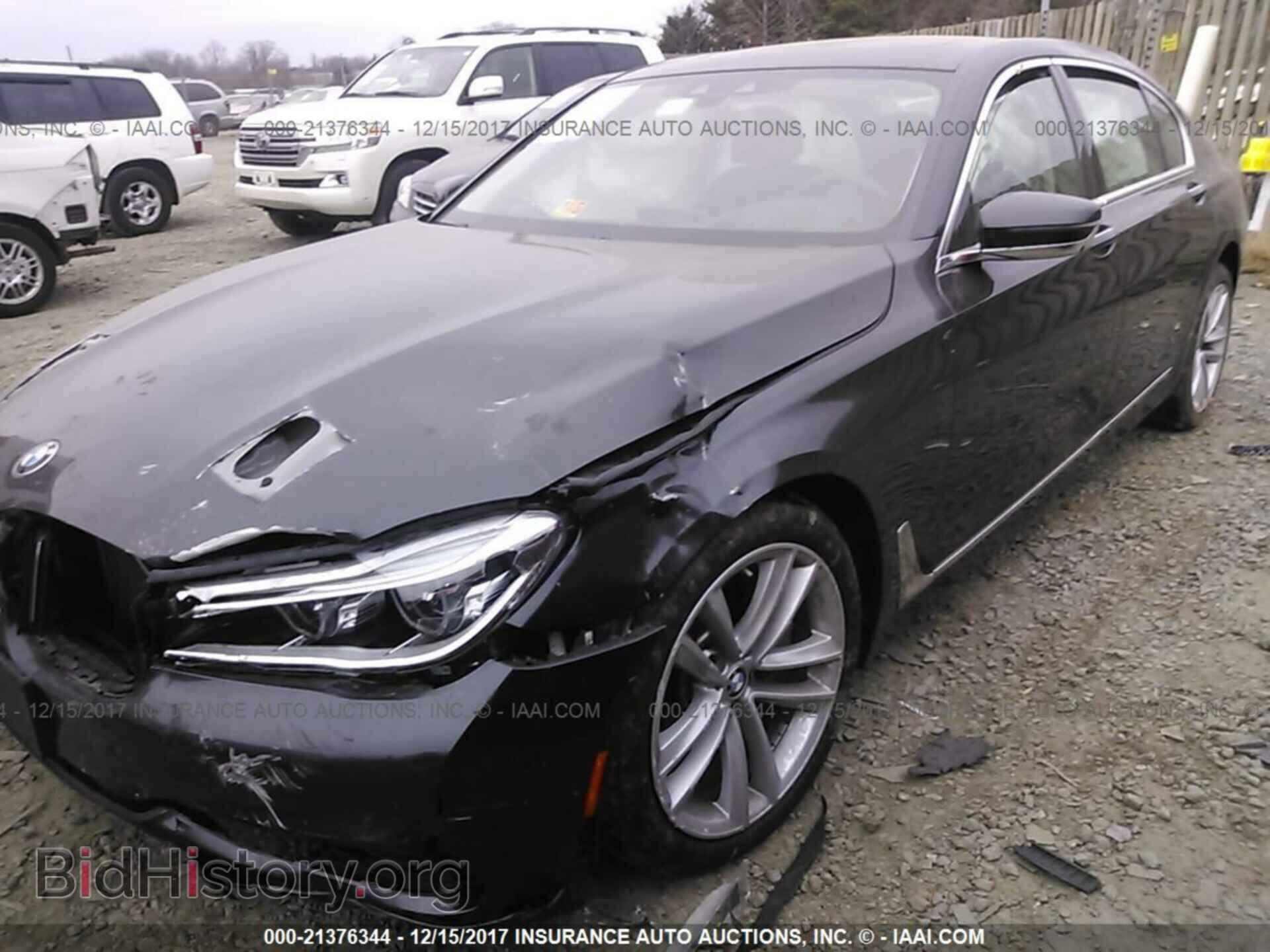 2017 Bmw 750 - VIN: WBA7F2C57HG422248 - Photo 2