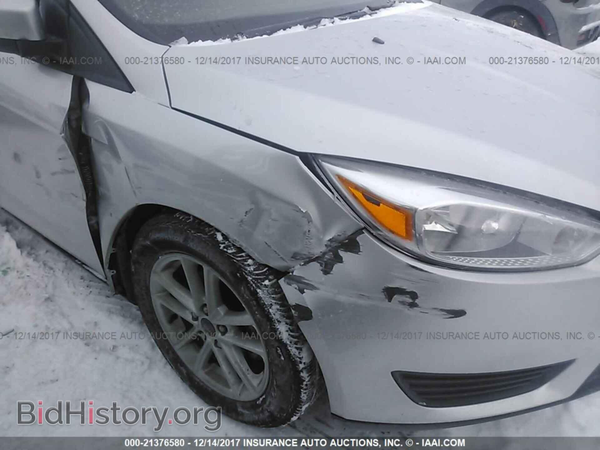 2017 Ford Focus - VIN: 1FADP3K24HL217886 - Photo 6