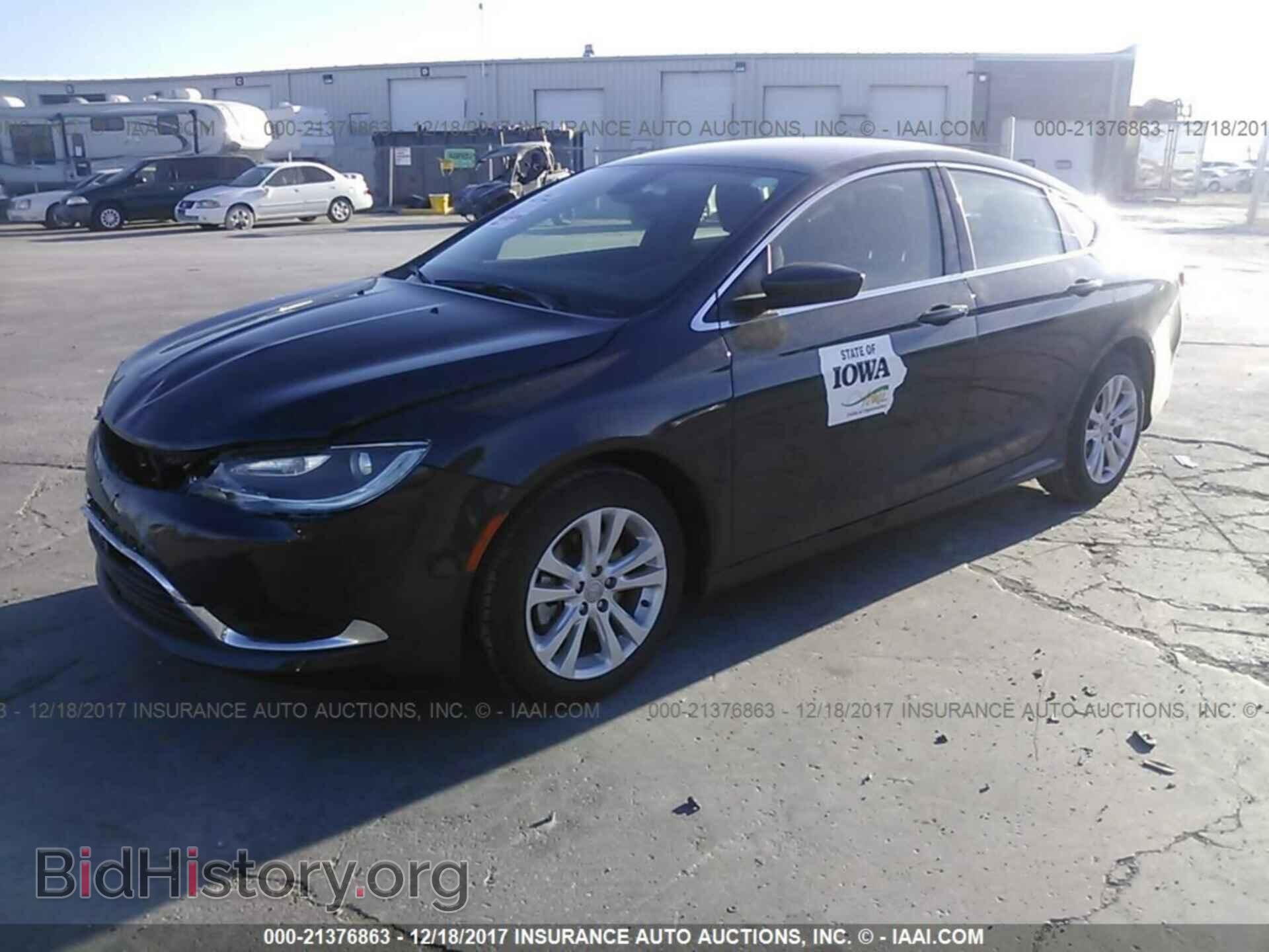 2017 Chrysler 200 - VIN: 1C3CCCAB9HN512185 - Фото 2