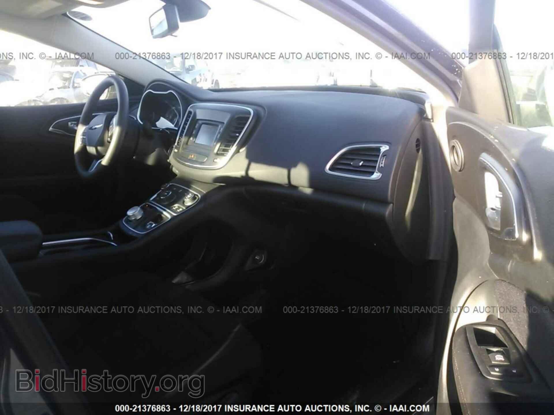 2017 Chrysler 200 - VIN: 1C3CCCAB9HN512185 - Фото 5