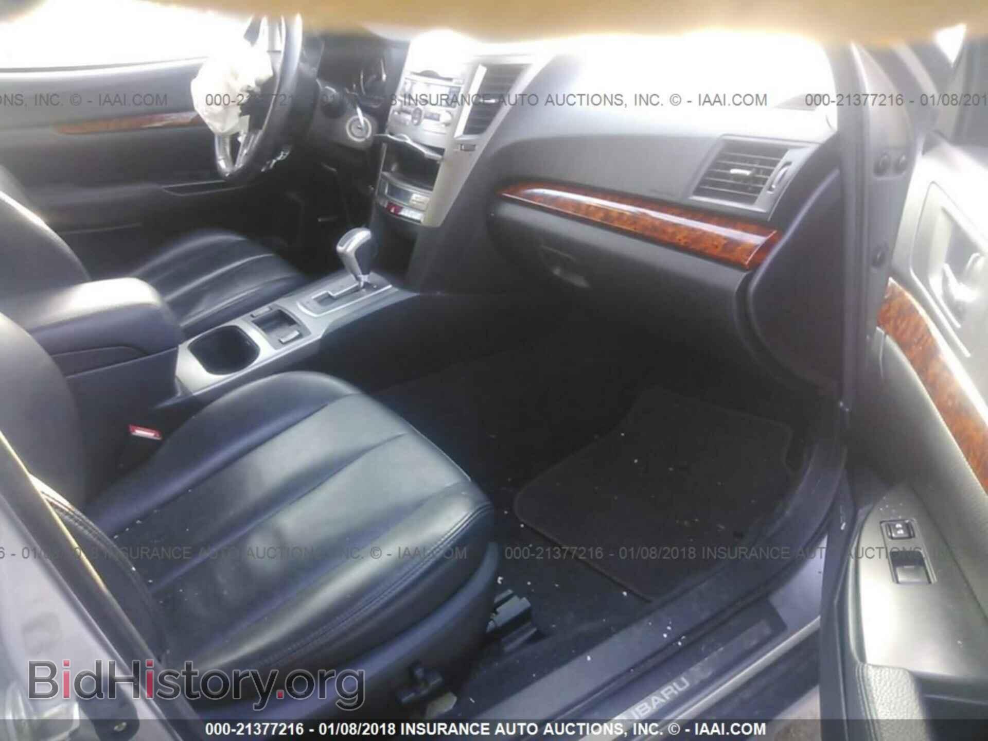 2011 Subaru Outback - VIN: 4S4BRCKC8B3355342 - Фото 5