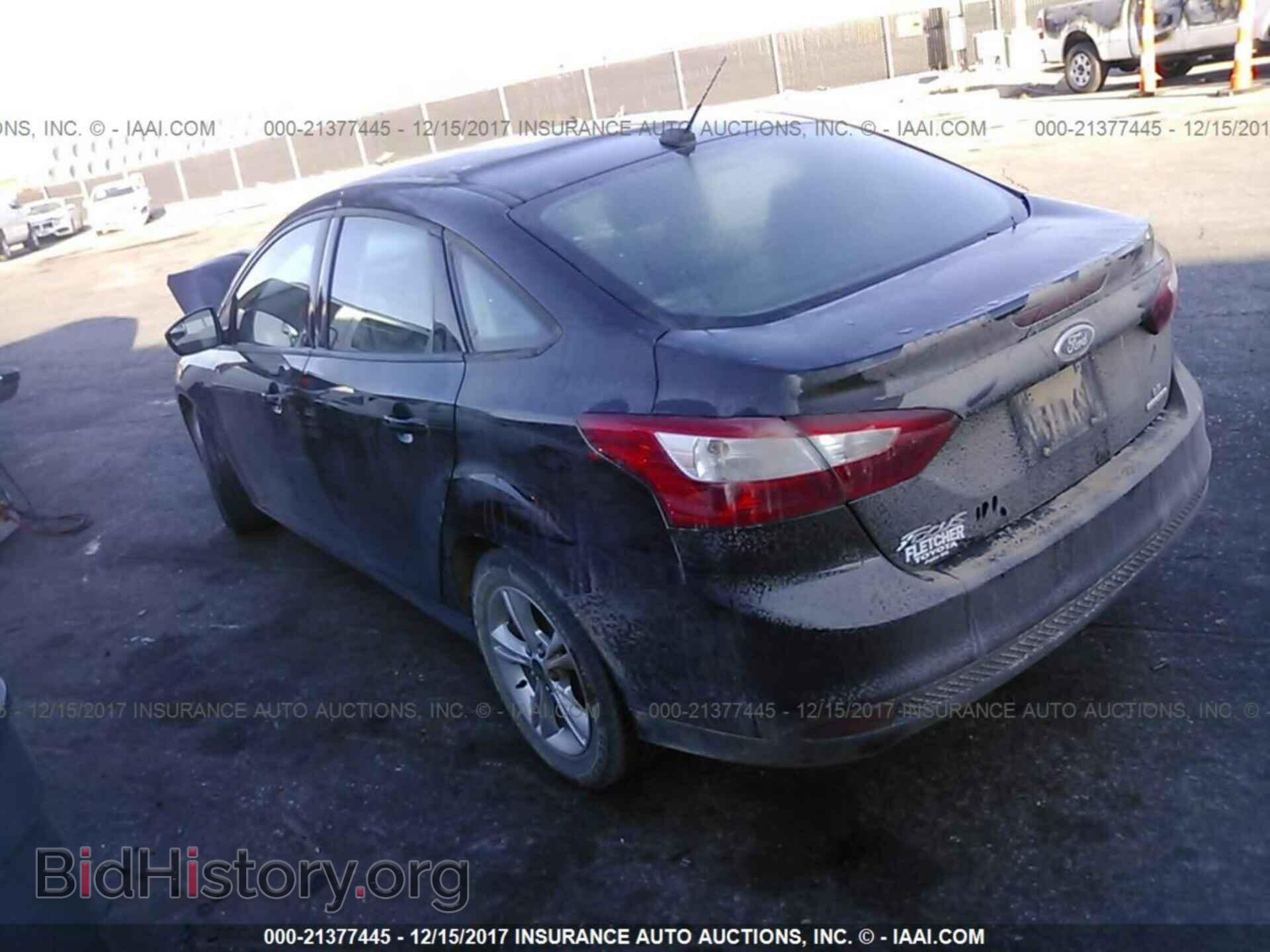 2014 Ford Focus - VIN: 1FADP3F21EL312377 - Photo 3