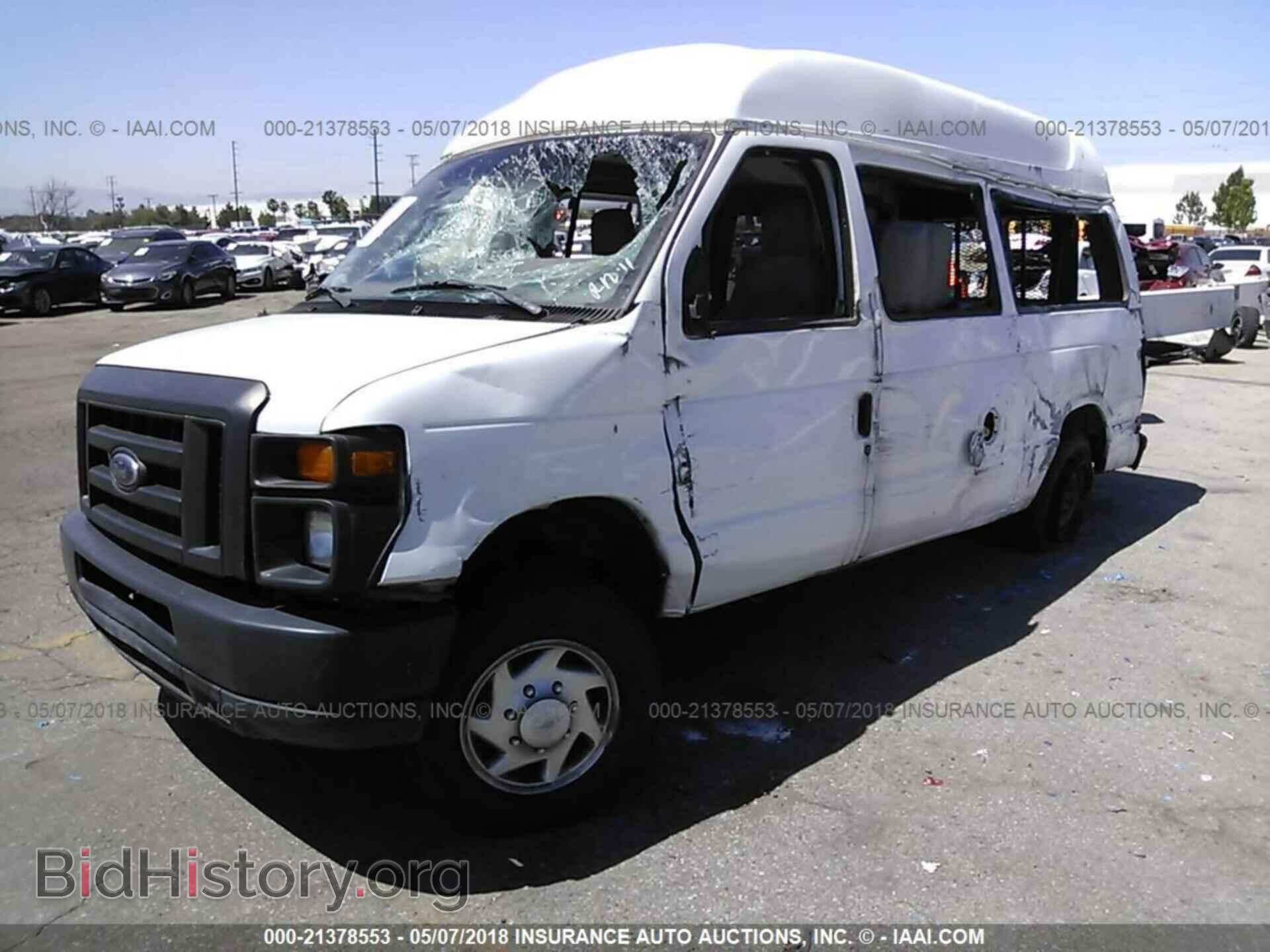 2012 Ford Econoline - VIN: 1FTNE1EW0CDA92475 - Фото 2