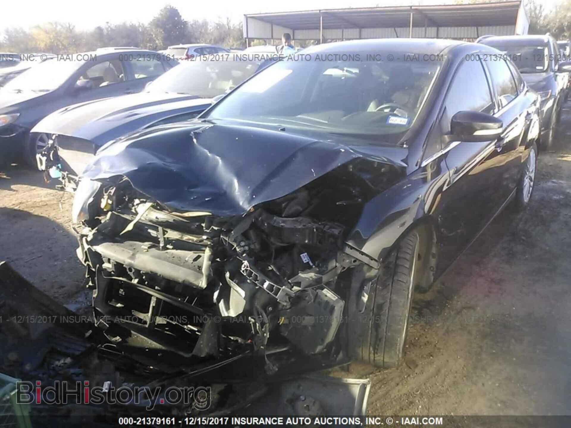 2014 Ford Focus - VIN: 1FADP3J26EL143738 - Photo 2