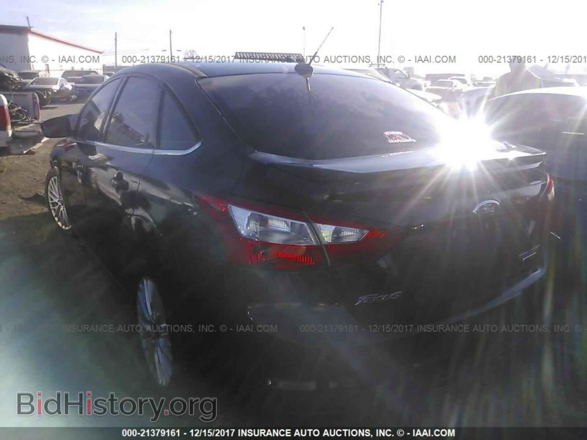 2014 Ford Focus - VIN: 1FADP3J26EL143738 - Photo 3