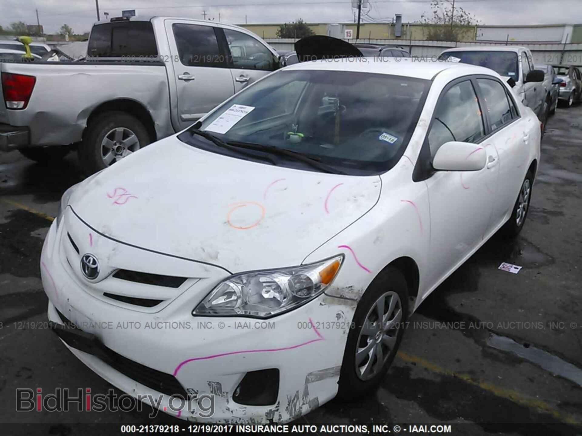 2011 Toyota Corolla - VIN: 2T1BU4EE7BC552936 - Фото 2