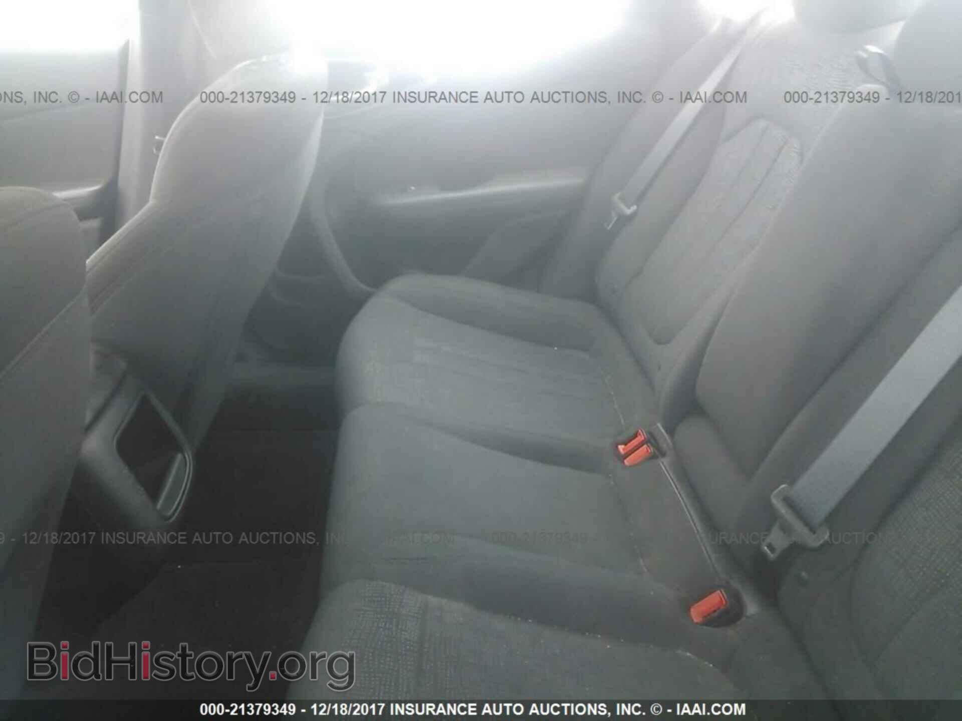 2016 Chrysler 200 - VIN: 1C3CCCAB1GN121661 - Photo 8