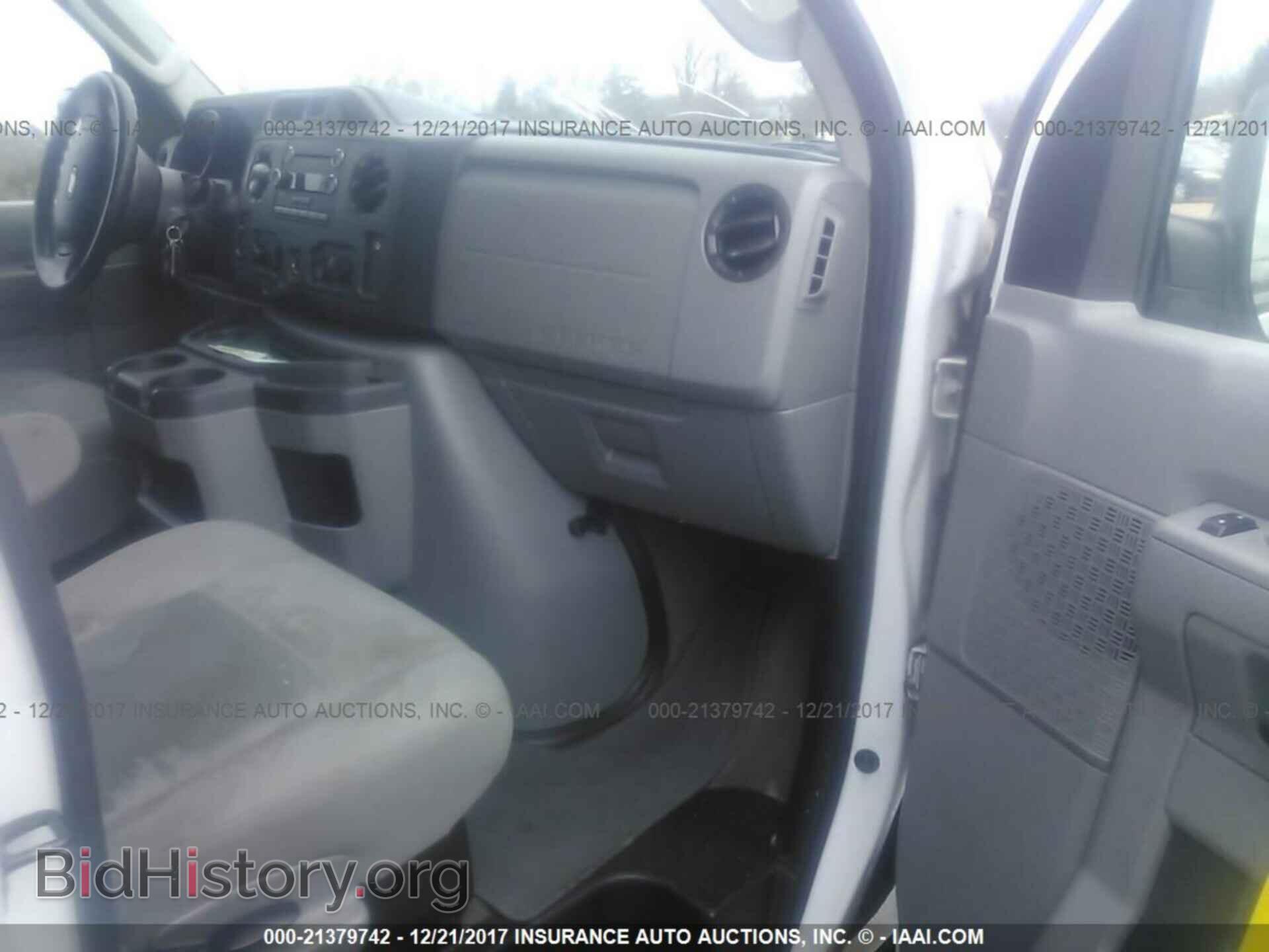 2013 Ford Econoline - VIN: 1FBSS3BL4DDA64525 - Фото 5