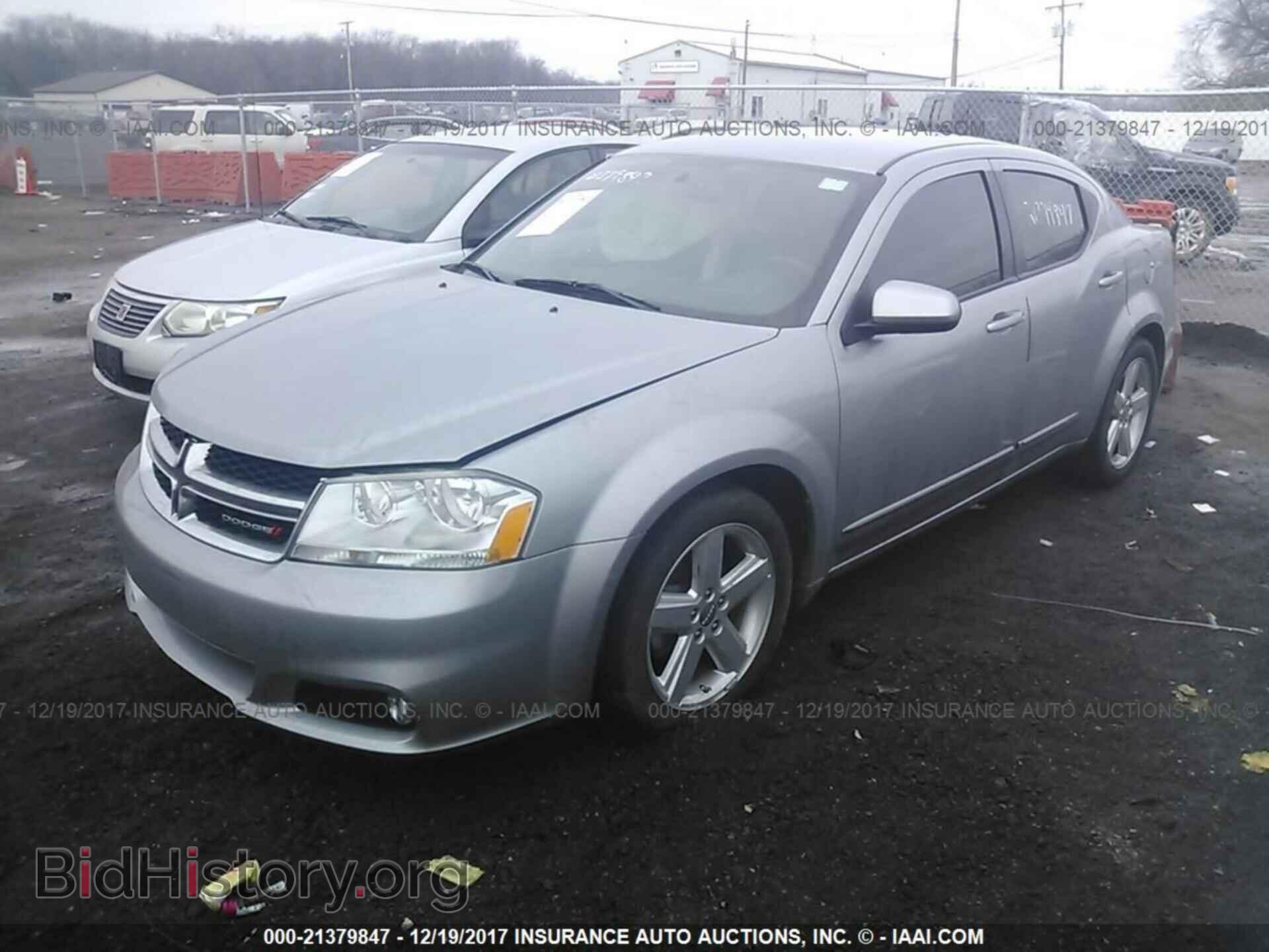 2013 Dodge Avenger - VIN: 1C3CDZCB5DN740840 - Фото 2