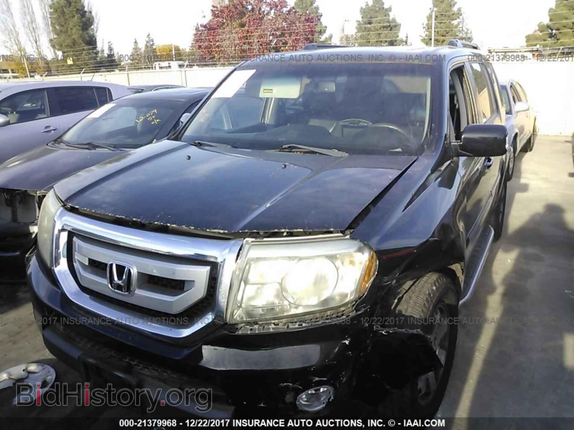 2011 Honda Pilot - VIN: 5FNYF3H99BB010696 - Фото 2