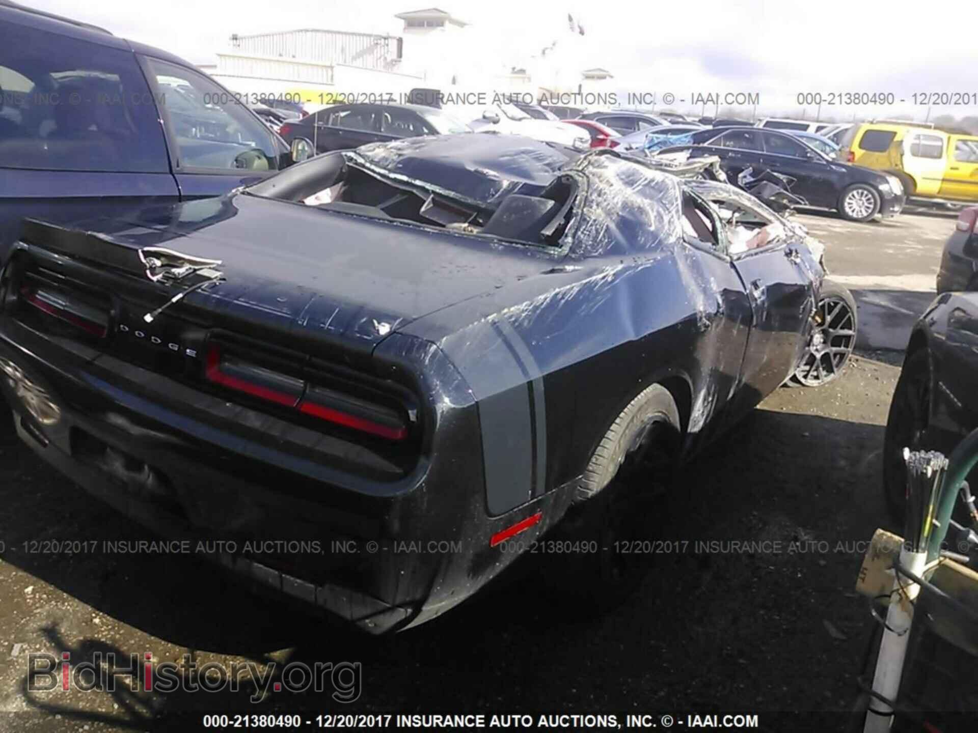 2015 Dodge Challenger - VIN: 2C3CDZFJ1FH716002 - Photo 4