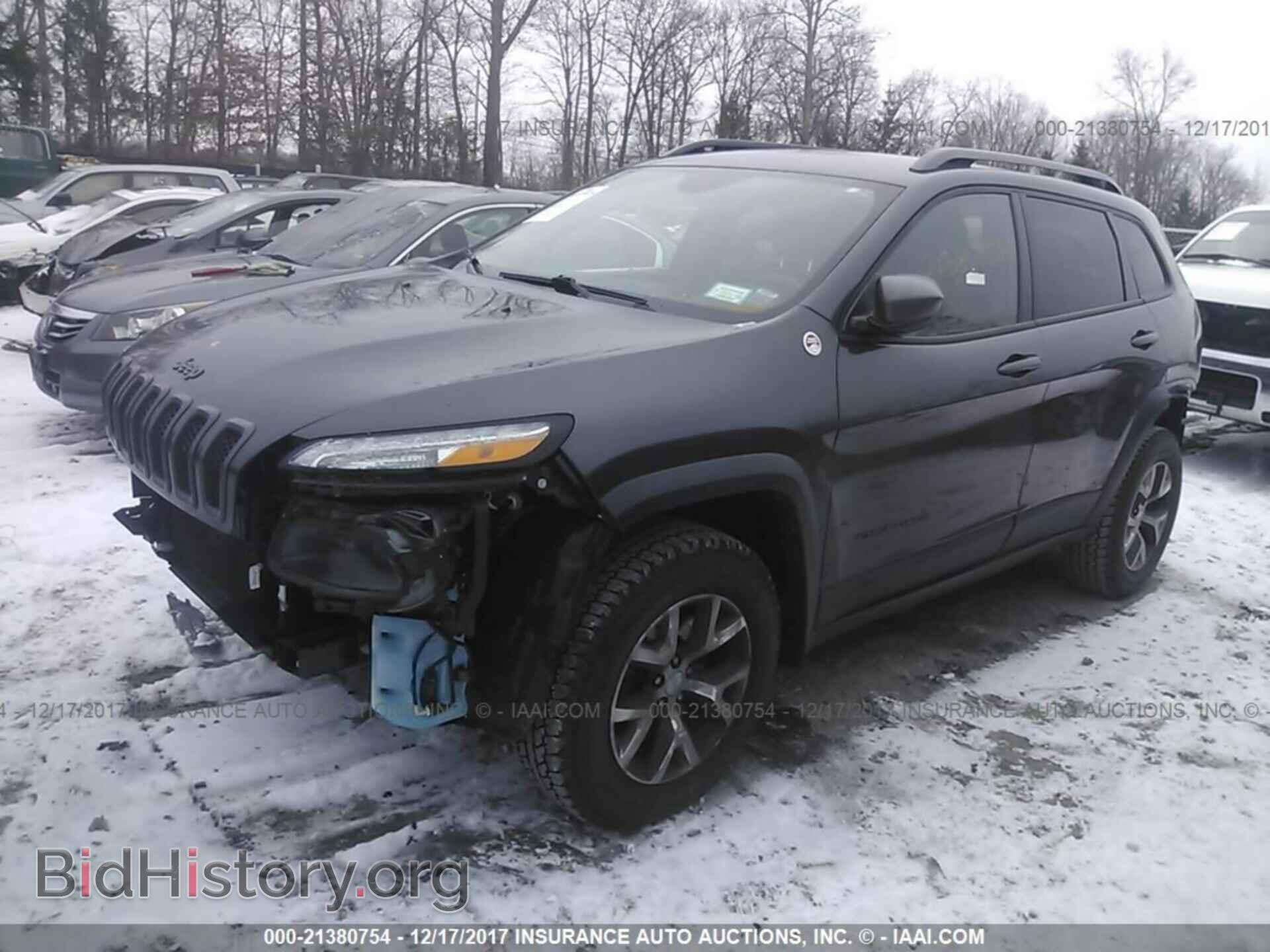 2015 Jeep Cherokee - VIN: 1C4PJMBS0FW608950 - Photo 2
