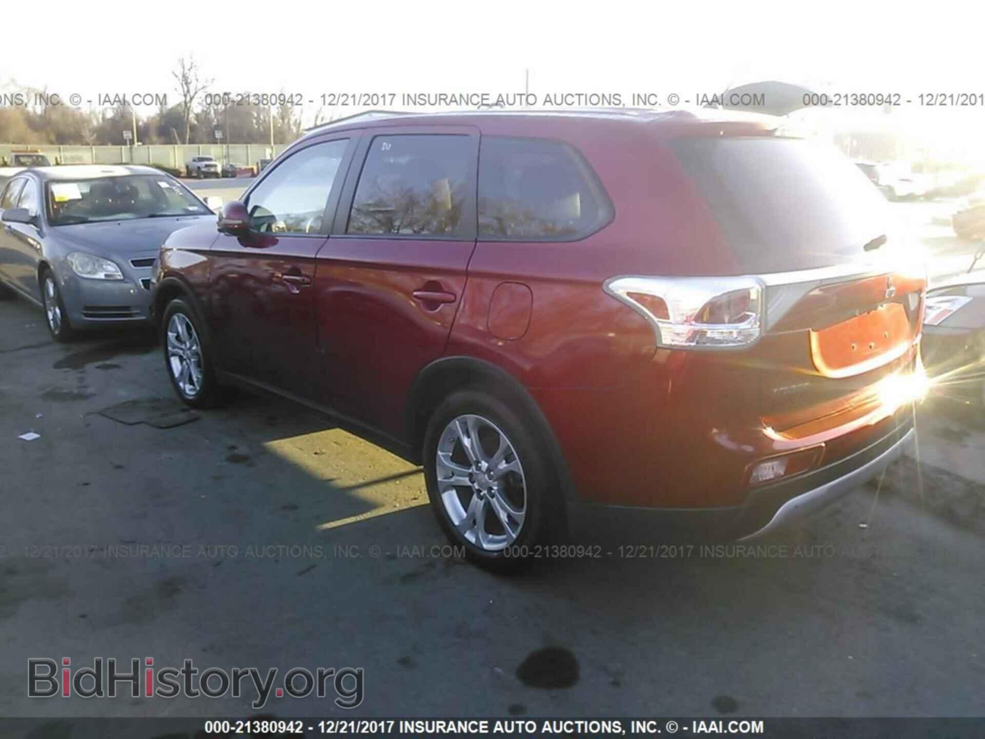 2015 Mitsubishi Outlander - VIN: JA4AD3A33FZ013004 - Фото 3