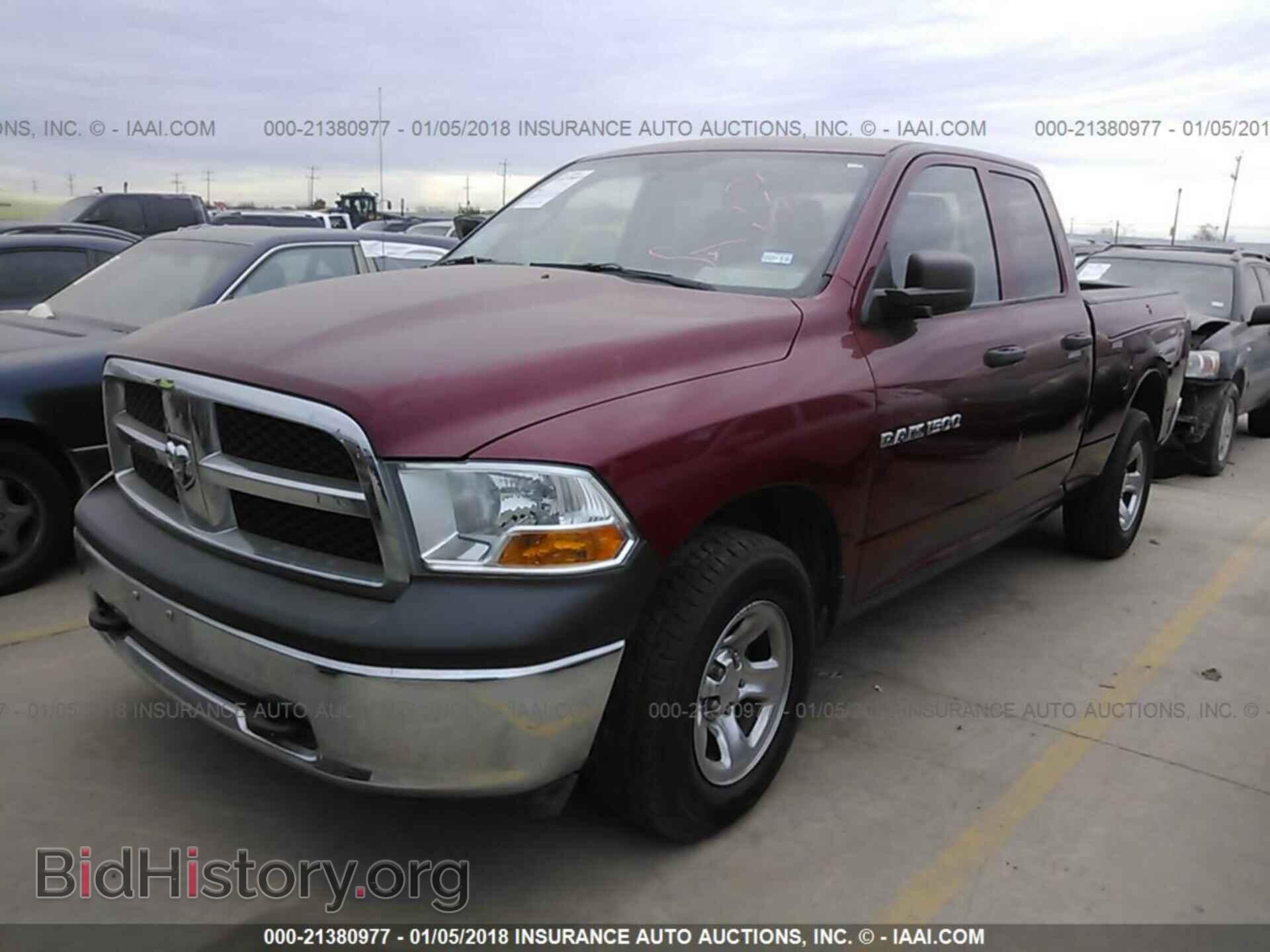 2012 Dodge Ram 1500 - VIN: 1C6RD7FP2CS247335 - Фото 2