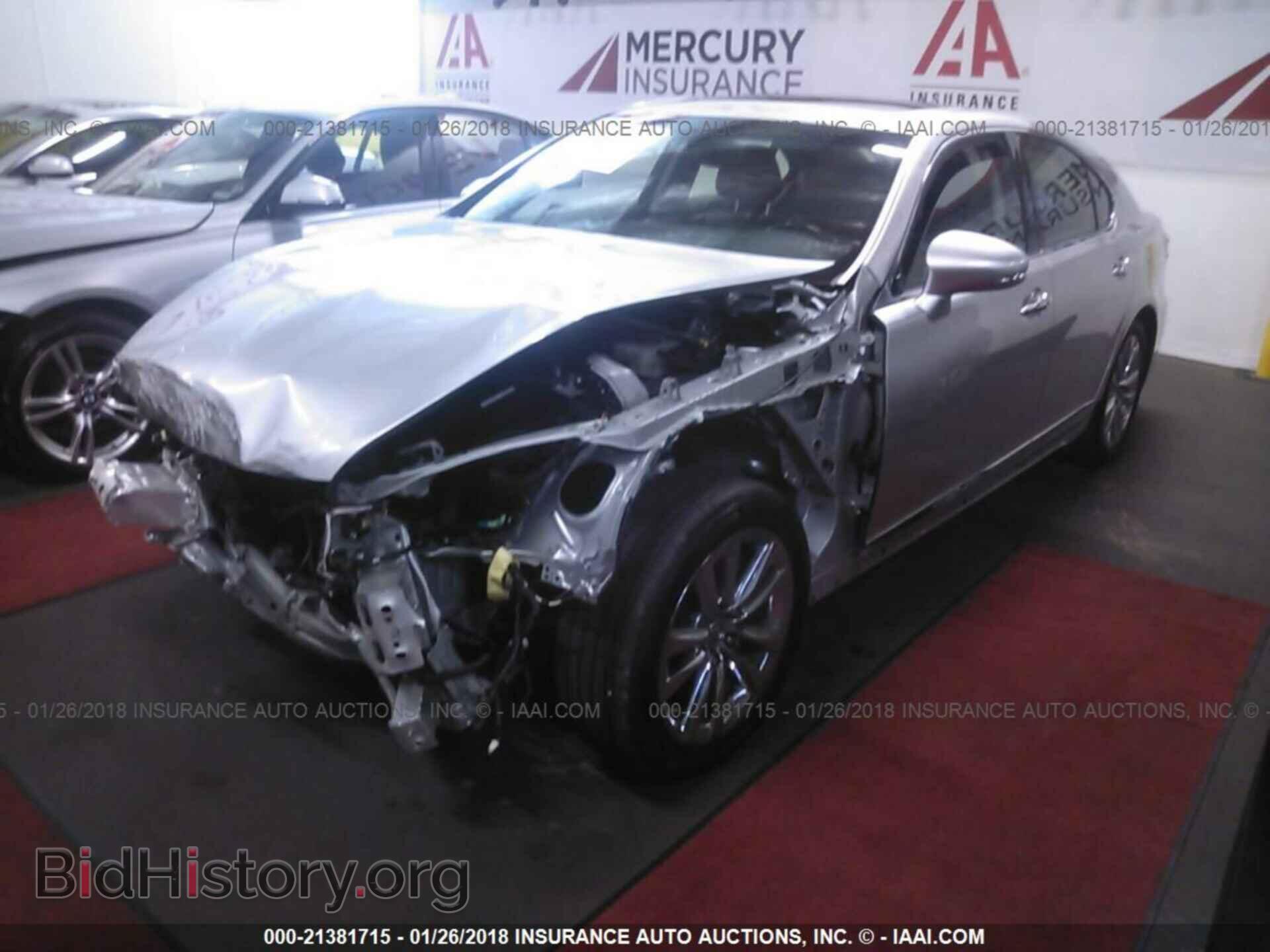 2016 Lexus Ls - VIN: JTHBL5EF8G5141162 - Photo 2