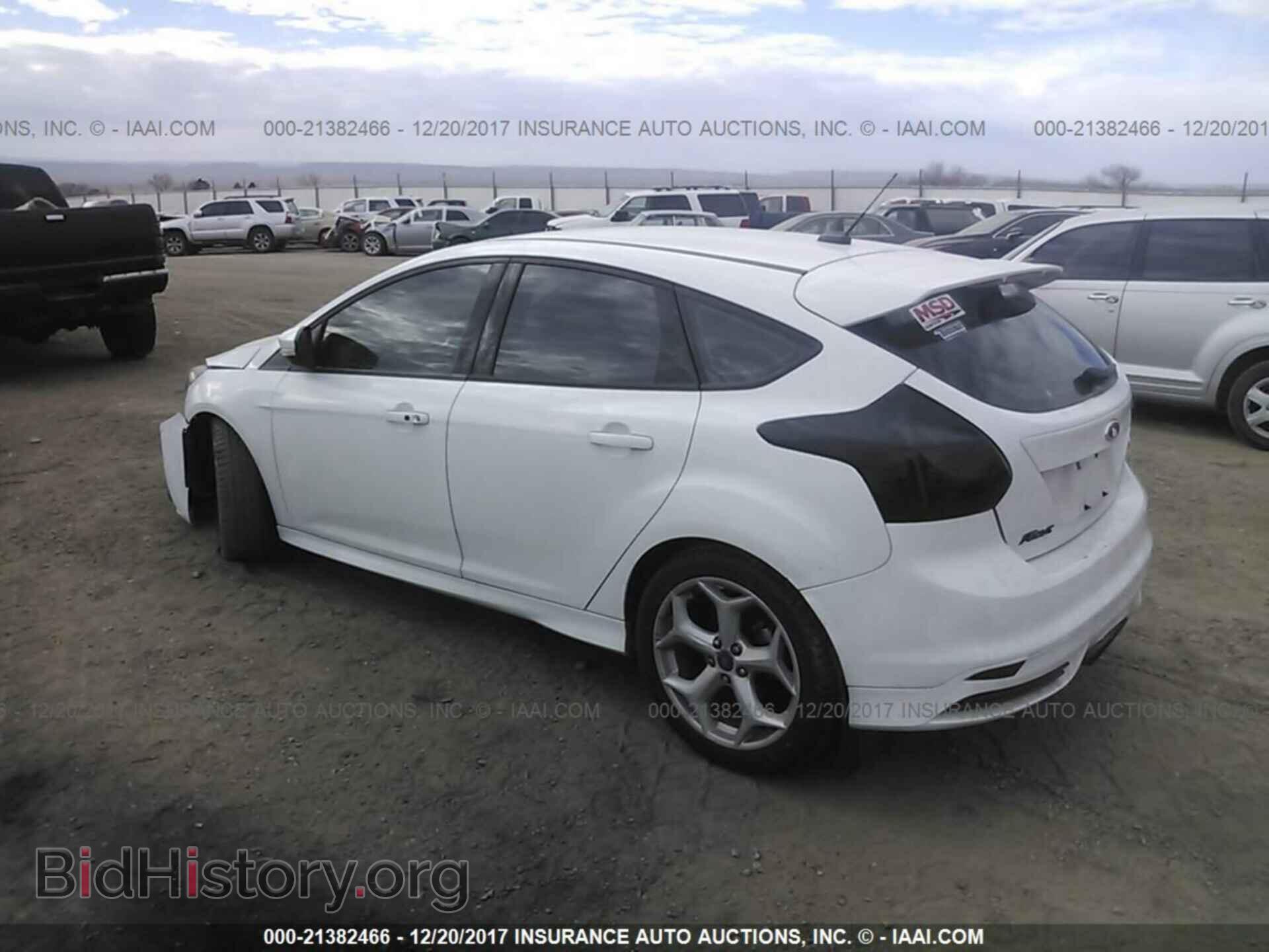 2013 Ford Focus - VIN: 1FADP3L91DL353169 - Photo 3