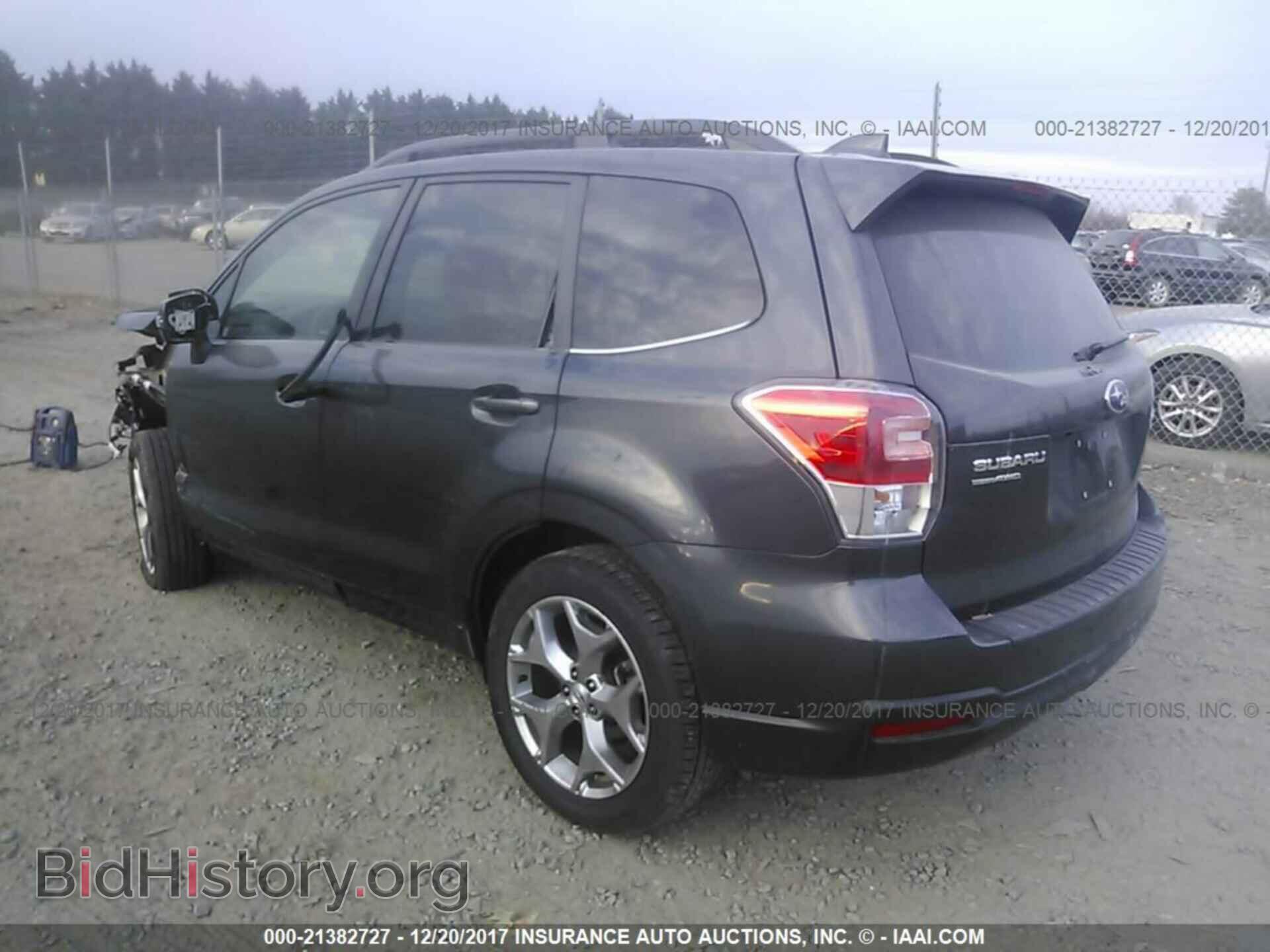 2017 Subaru Forester - VIN: JF2SJAWC3HH520558 - Photo 3