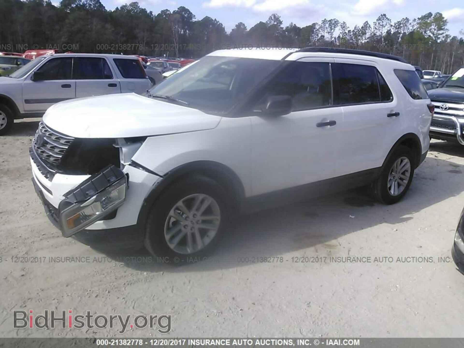 2017 Ford Explorer - VIN: 1FM5K7B86HGE33865 - Photo 2