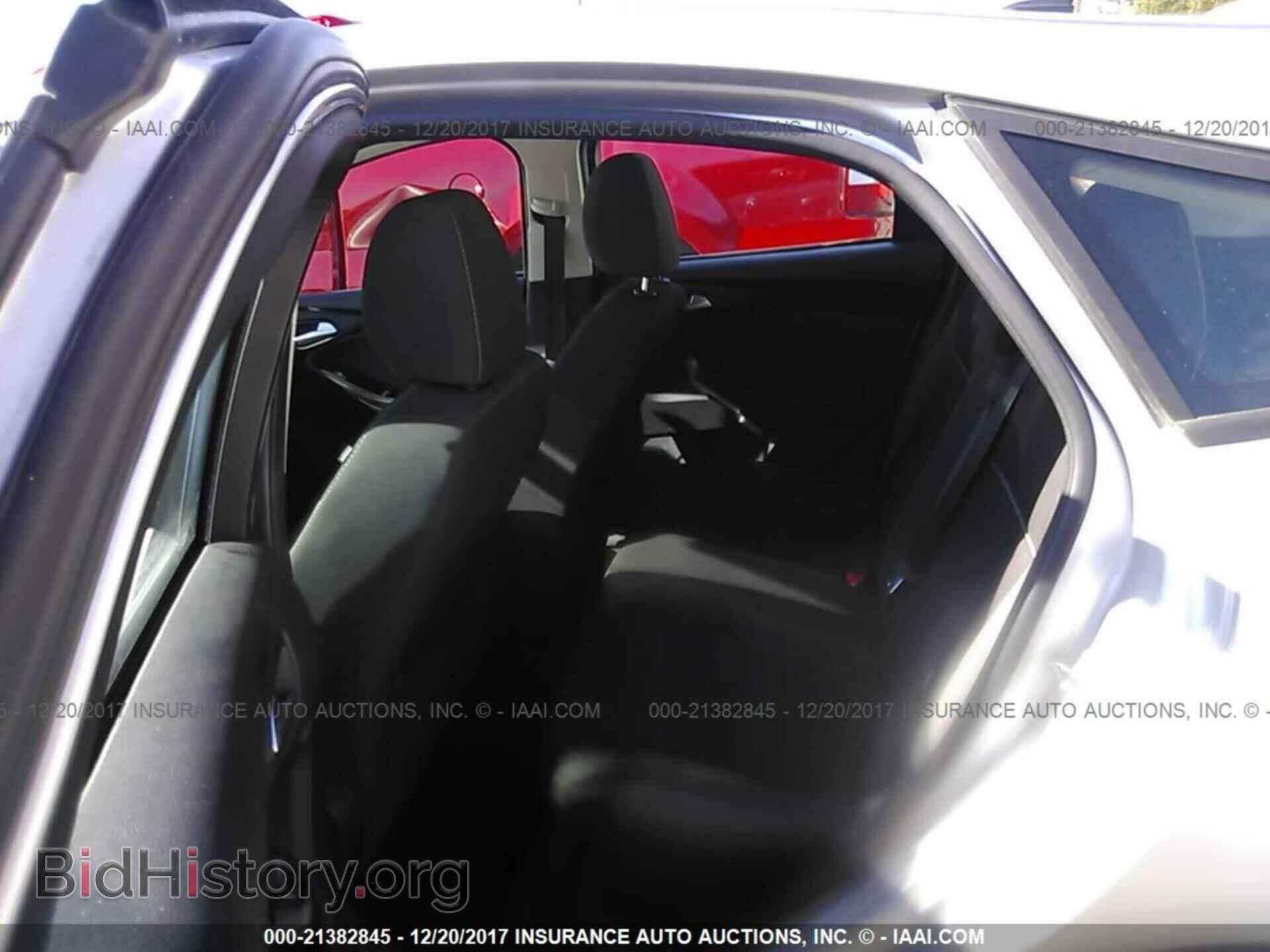 2013 Ford Focus - VIN: 1FADP3K20DL123305 - Photo 8