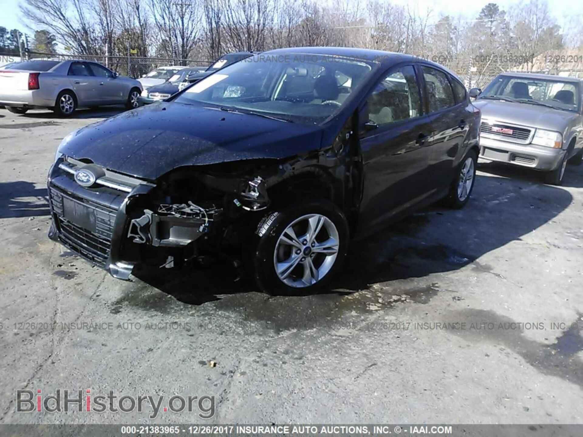 2014 Ford Focus - VIN: 1FADP3K25EL147116 - Фото 2