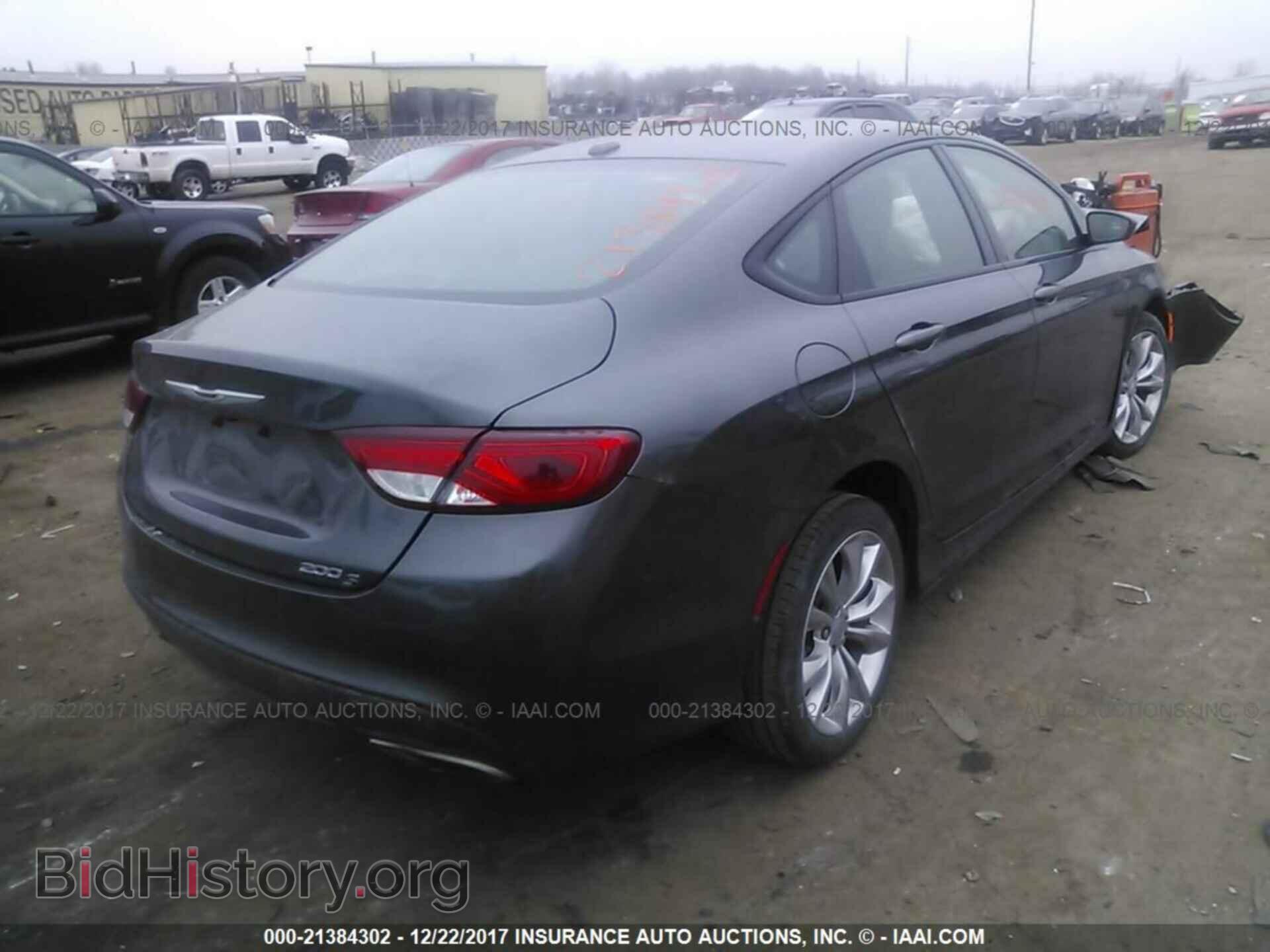 2015 Chrysler 200 - VIN: 1C3CCCBB7FN698840 - Photo 4