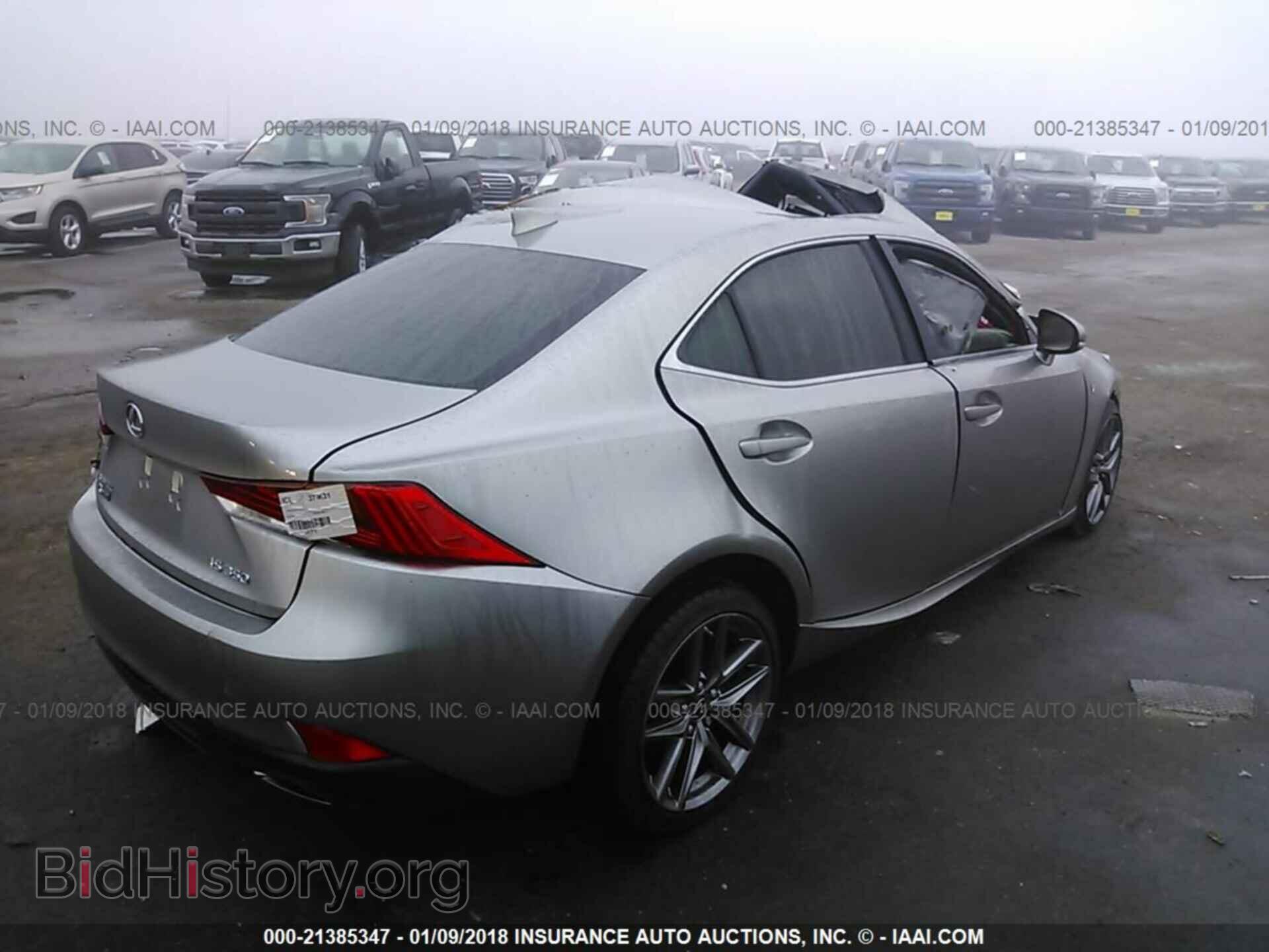 2017 Lexus Is - VIN: JTHBE1D27H5031335 - Photo 4