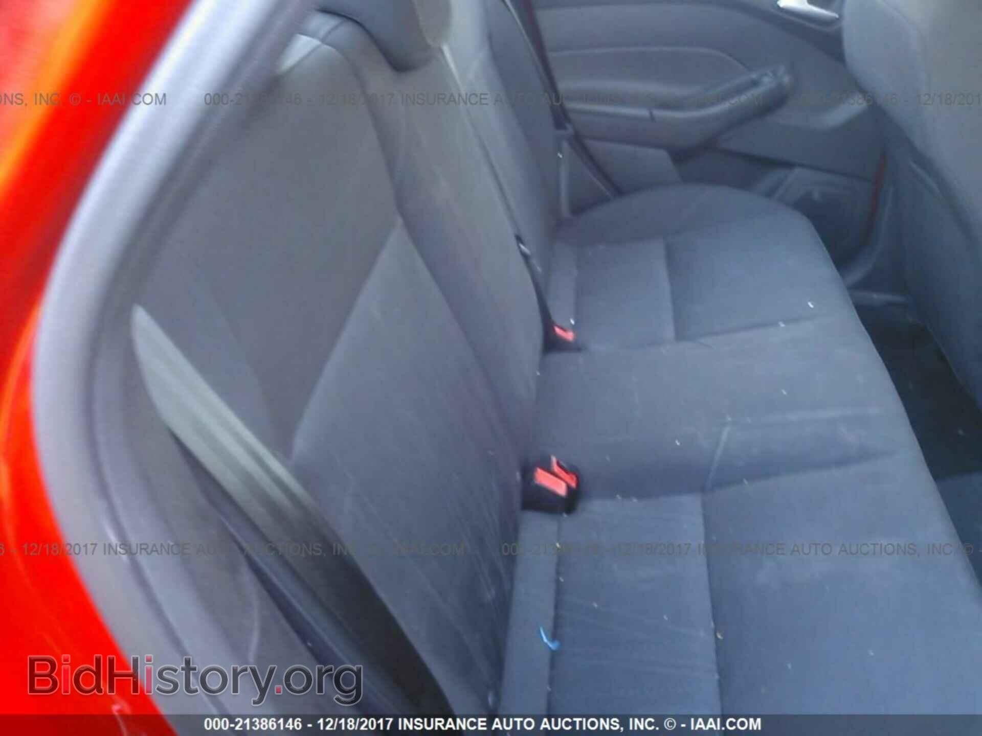 2015 Ford Focus - VIN: 1FADP3F28FL343174 - Photo 8