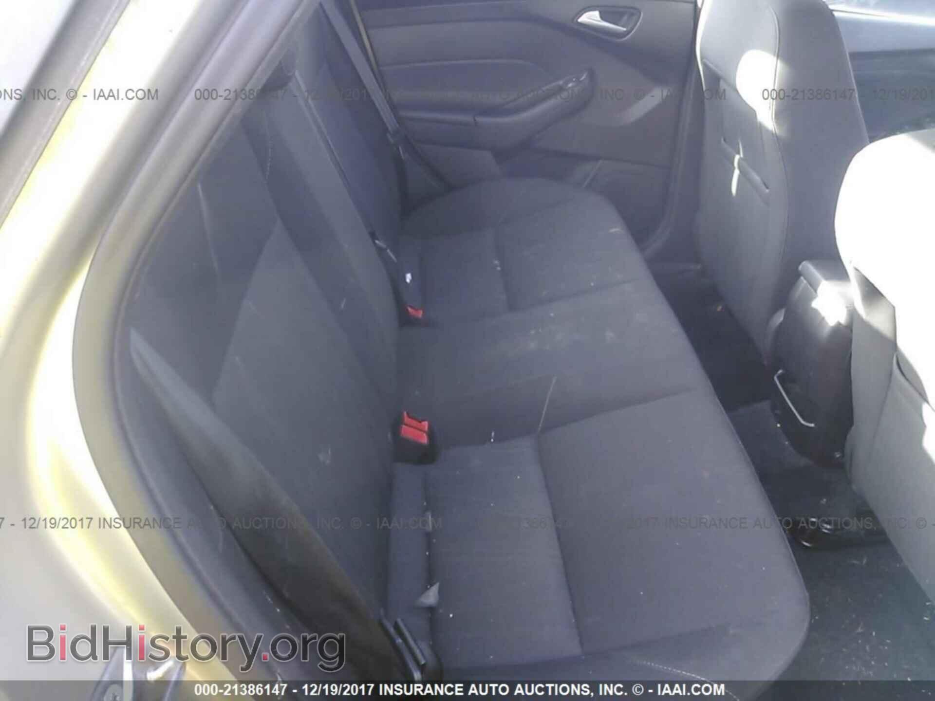 2015 Ford Focus - VIN: 1FADP3F26FL317740 - Photo 8