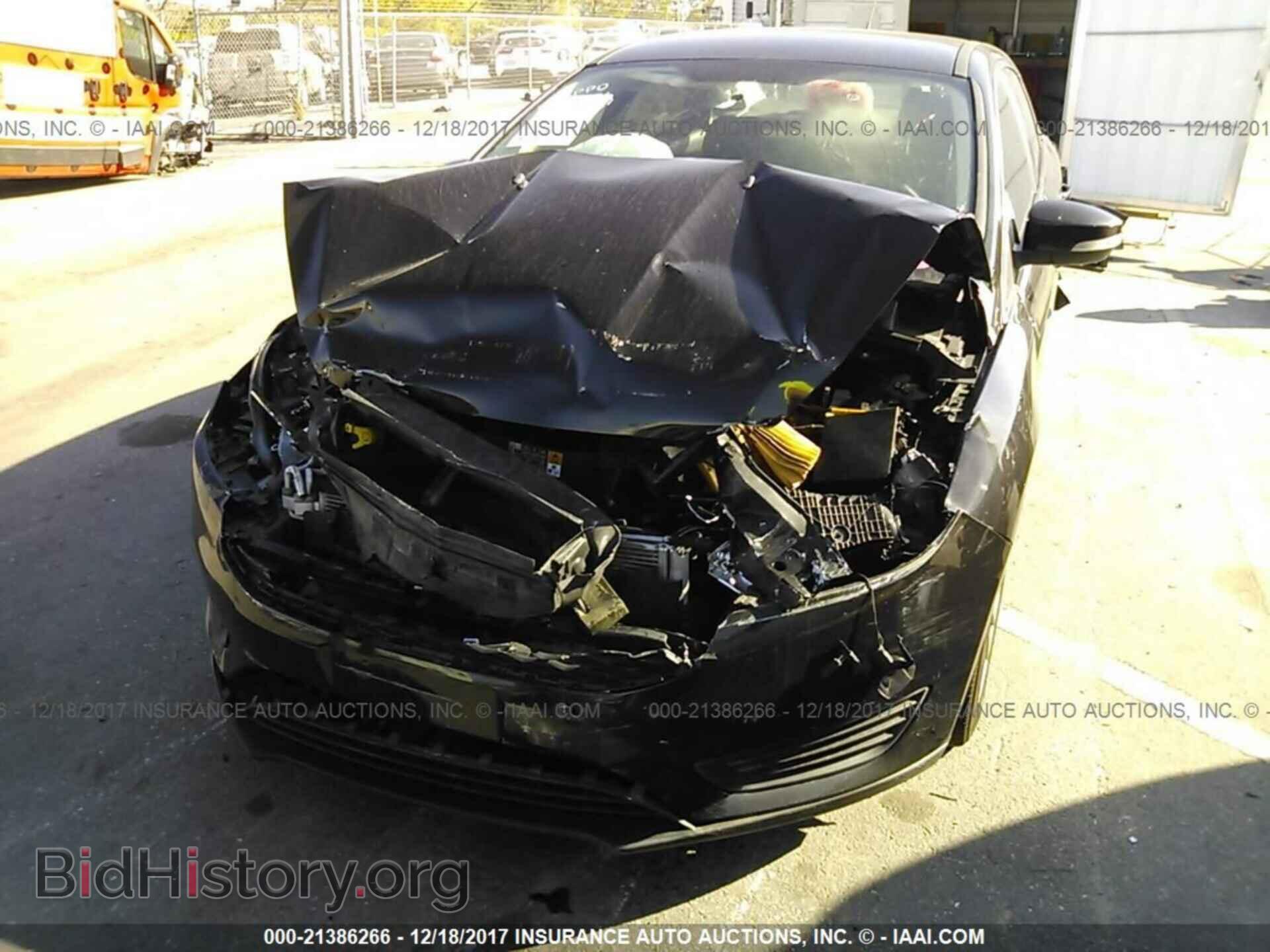2015 Ford Focus - VIN: 1FADP3F28FL307632 - Photo 6