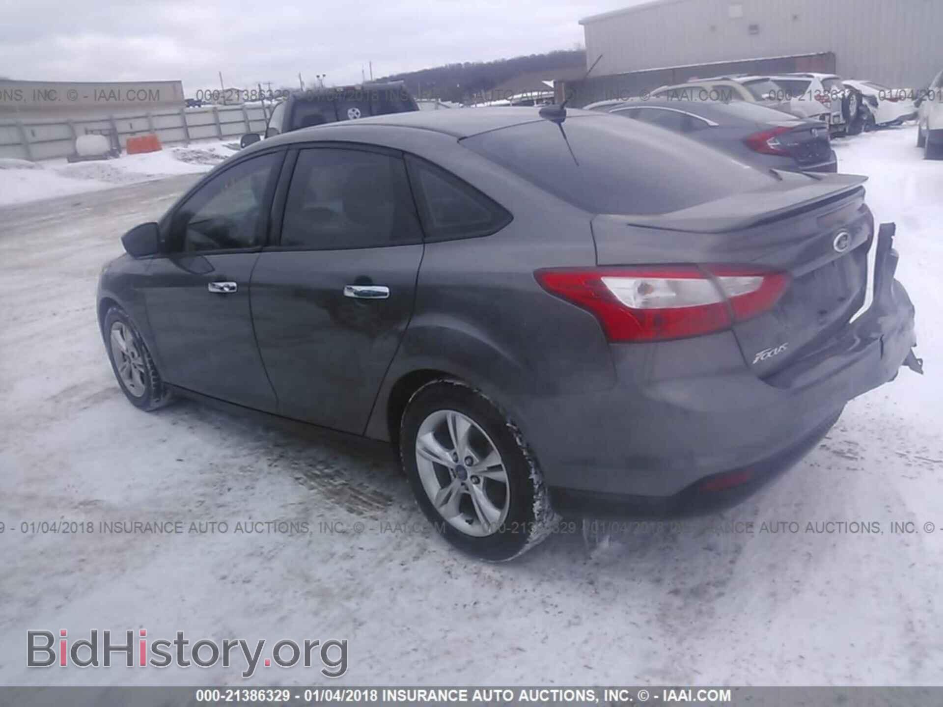 2012 Ford Focus - VIN: 1FAHP3F26CL408486 - Photo 3