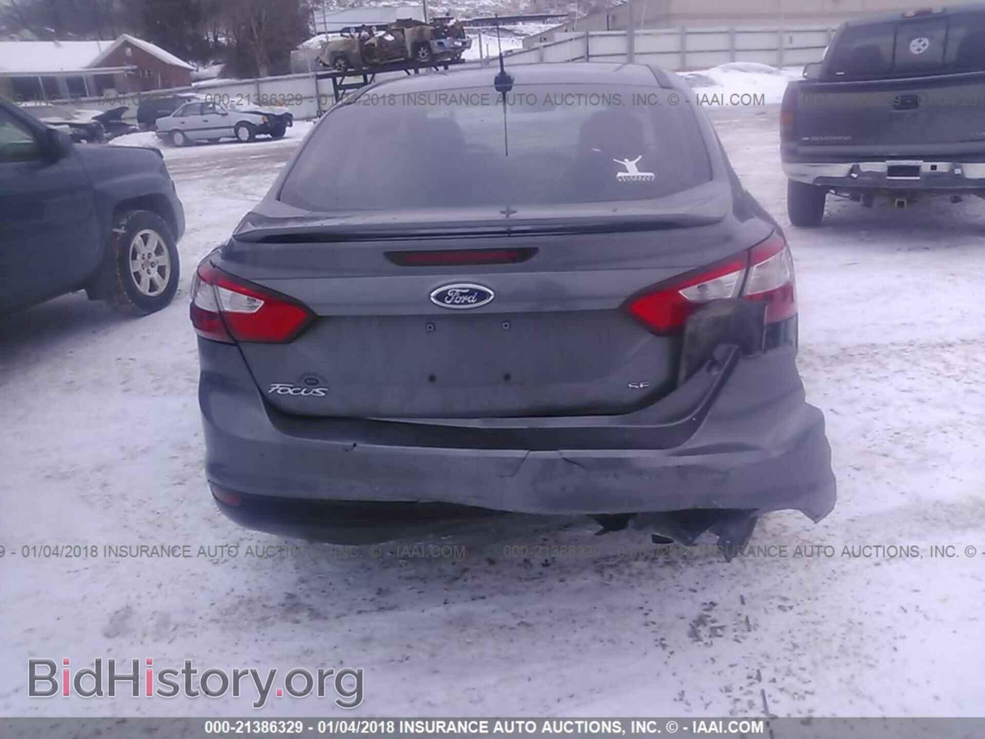 2012 Ford Focus - VIN: 1FAHP3F26CL408486 - Photo 6