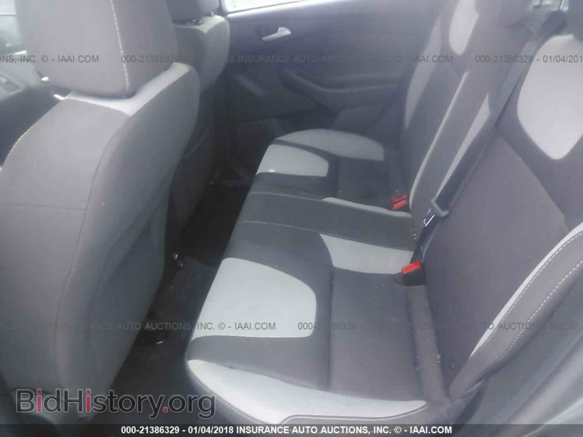 2012 Ford Focus - VIN: 1FAHP3F26CL408486 - Photo 8