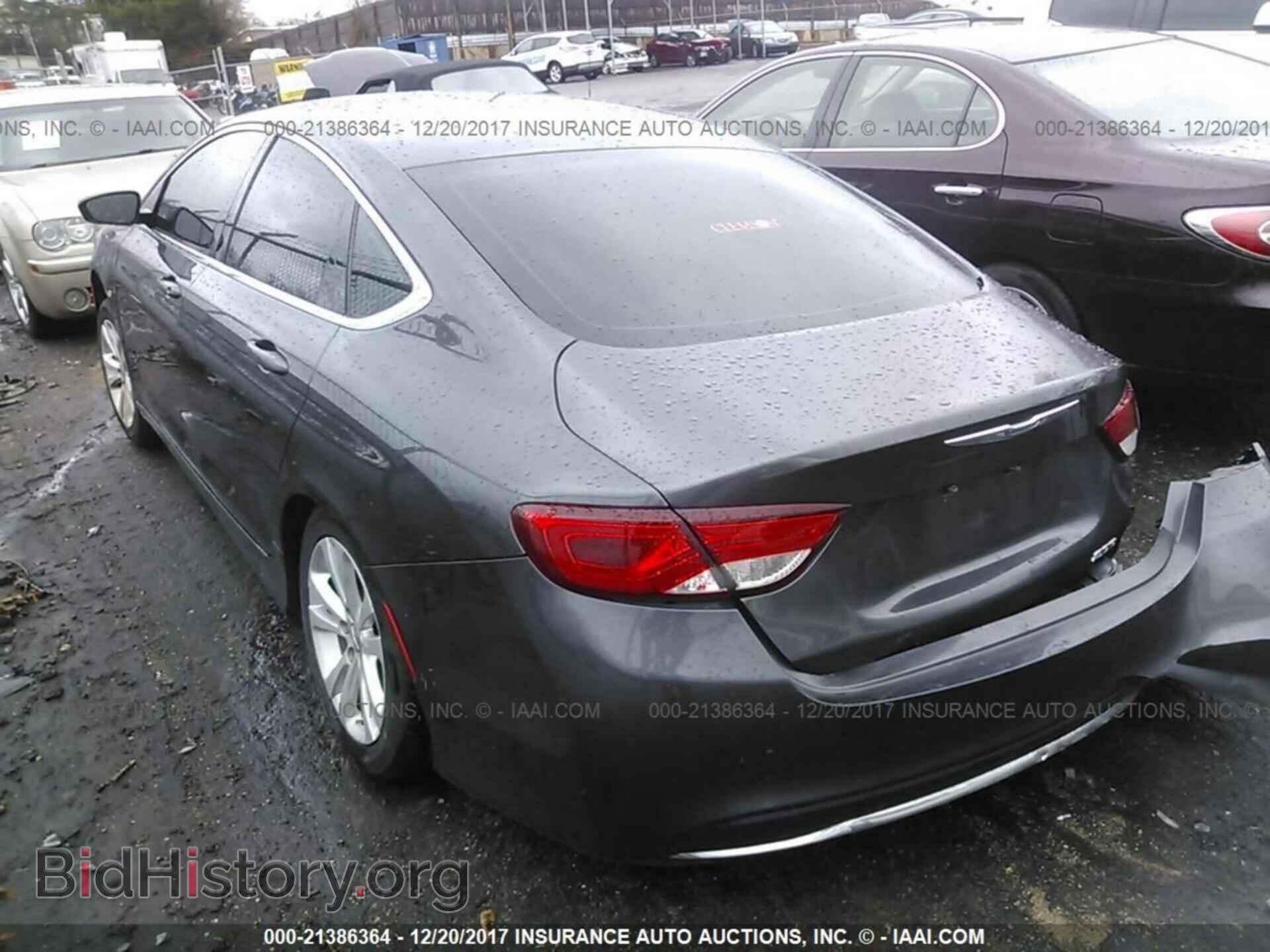 2015 Chrysler 200 - VIN: 1C3CCCAB7FN682722 - Photo 3
