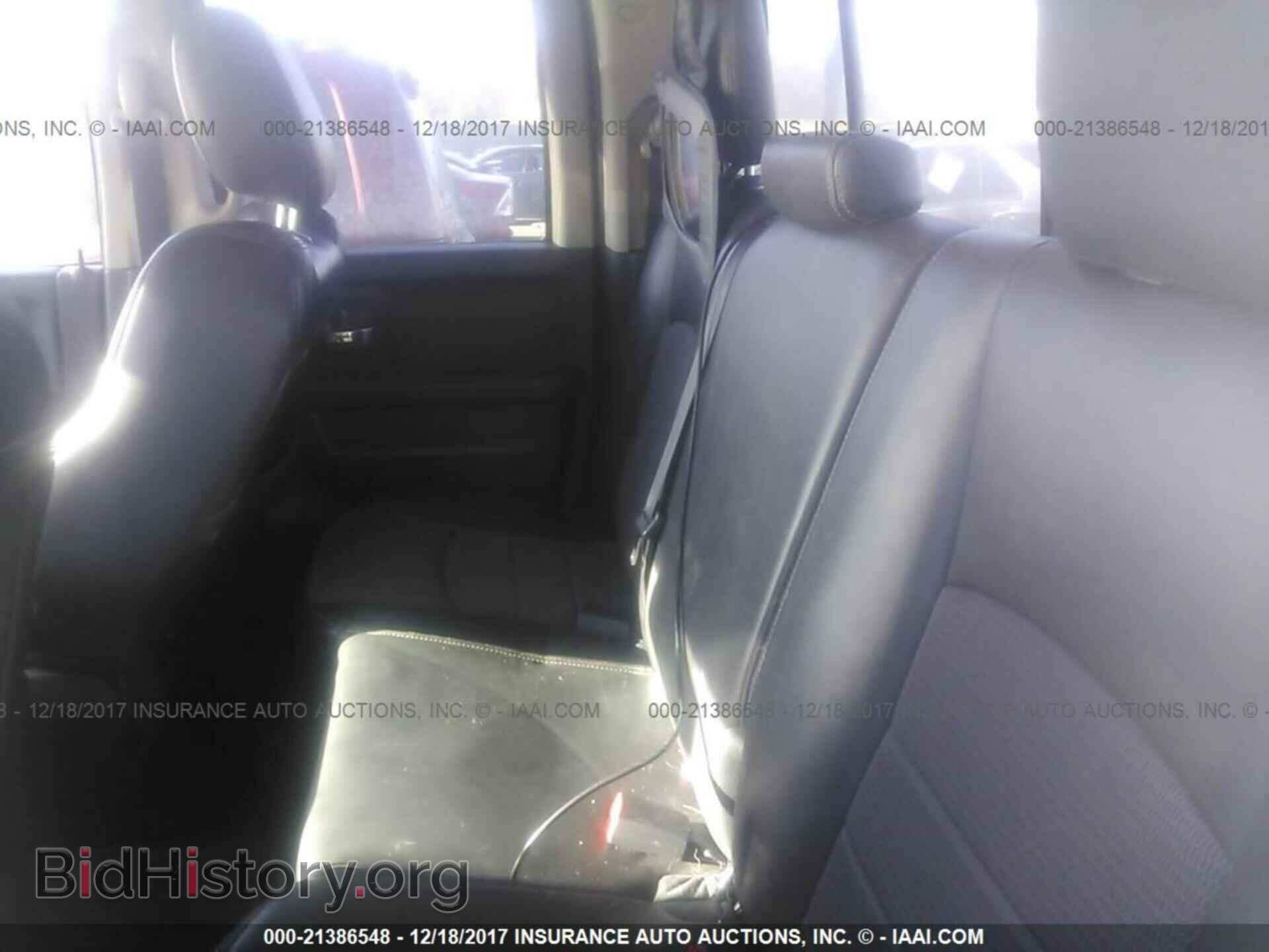 2011 Dodge Ram 1500 - VIN: 1D7RB1GT2BS514985 - Фото 8