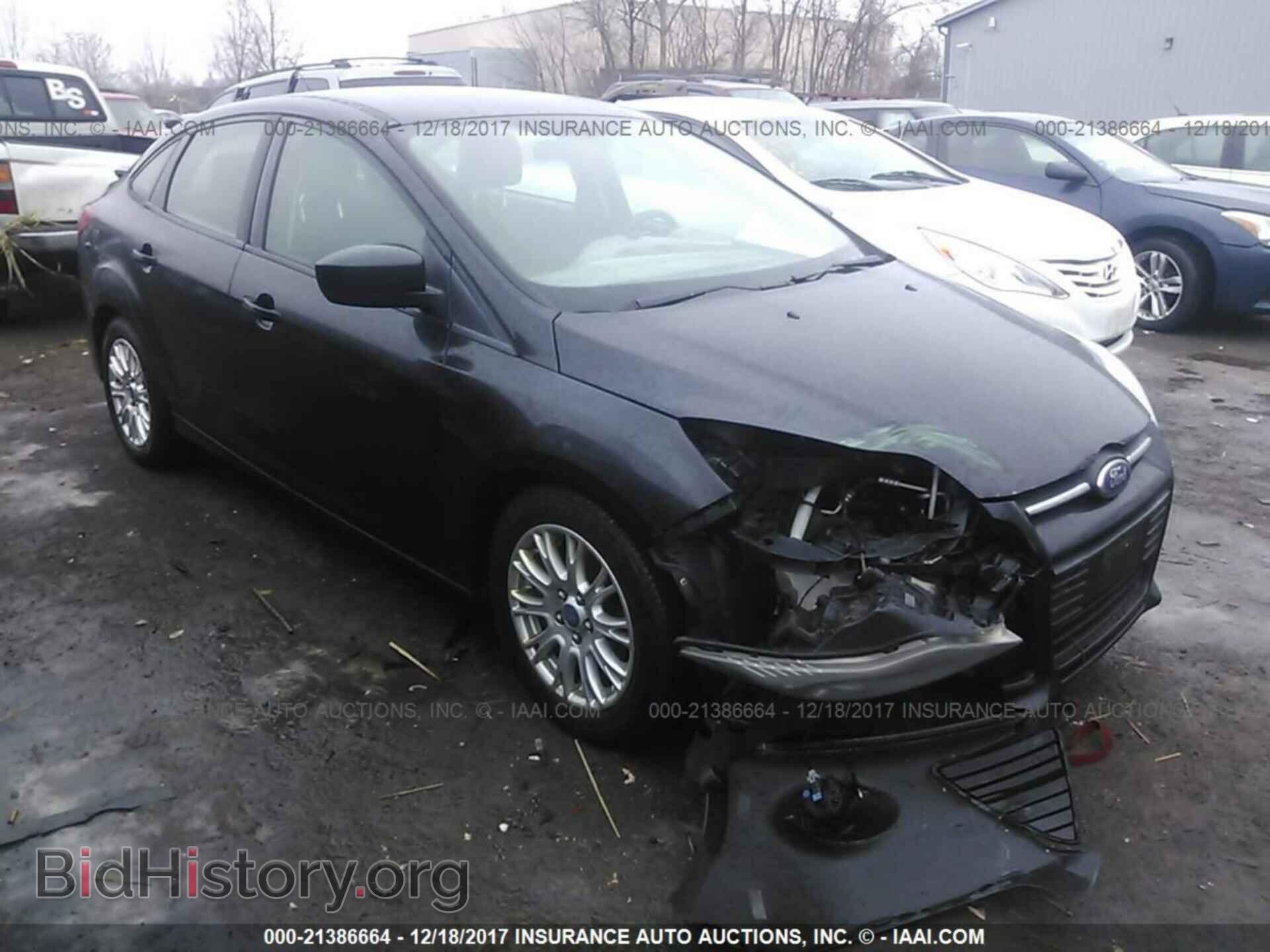 Photo 1FAHP3F27CL141729 - Ford Focus 2012