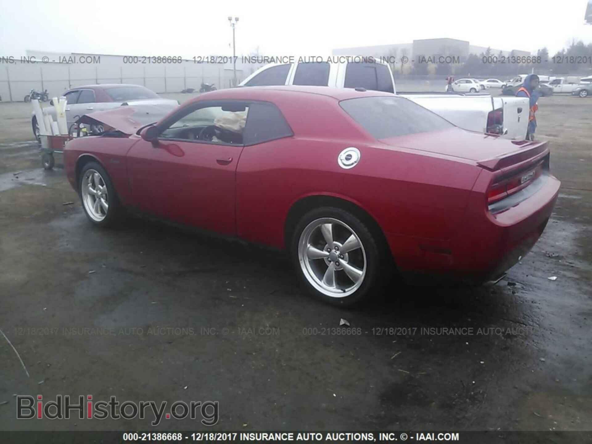 2011 Dodge Challenger - VIN: 2B3CJ5DT2BH569654 - Фото 3