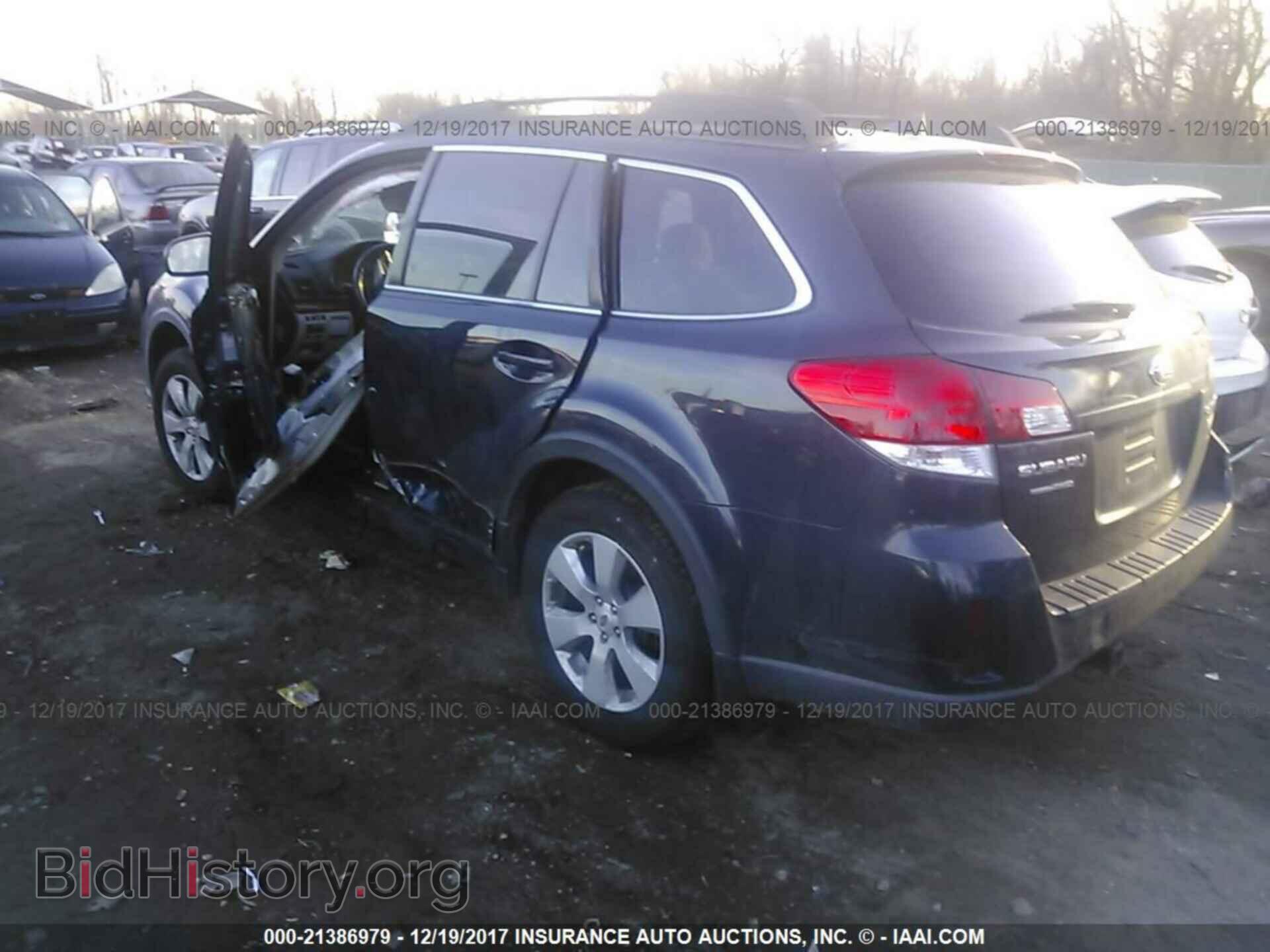 2012 Subaru Outback - VIN: 4S4BRBLC9C3272660 - Photo 3